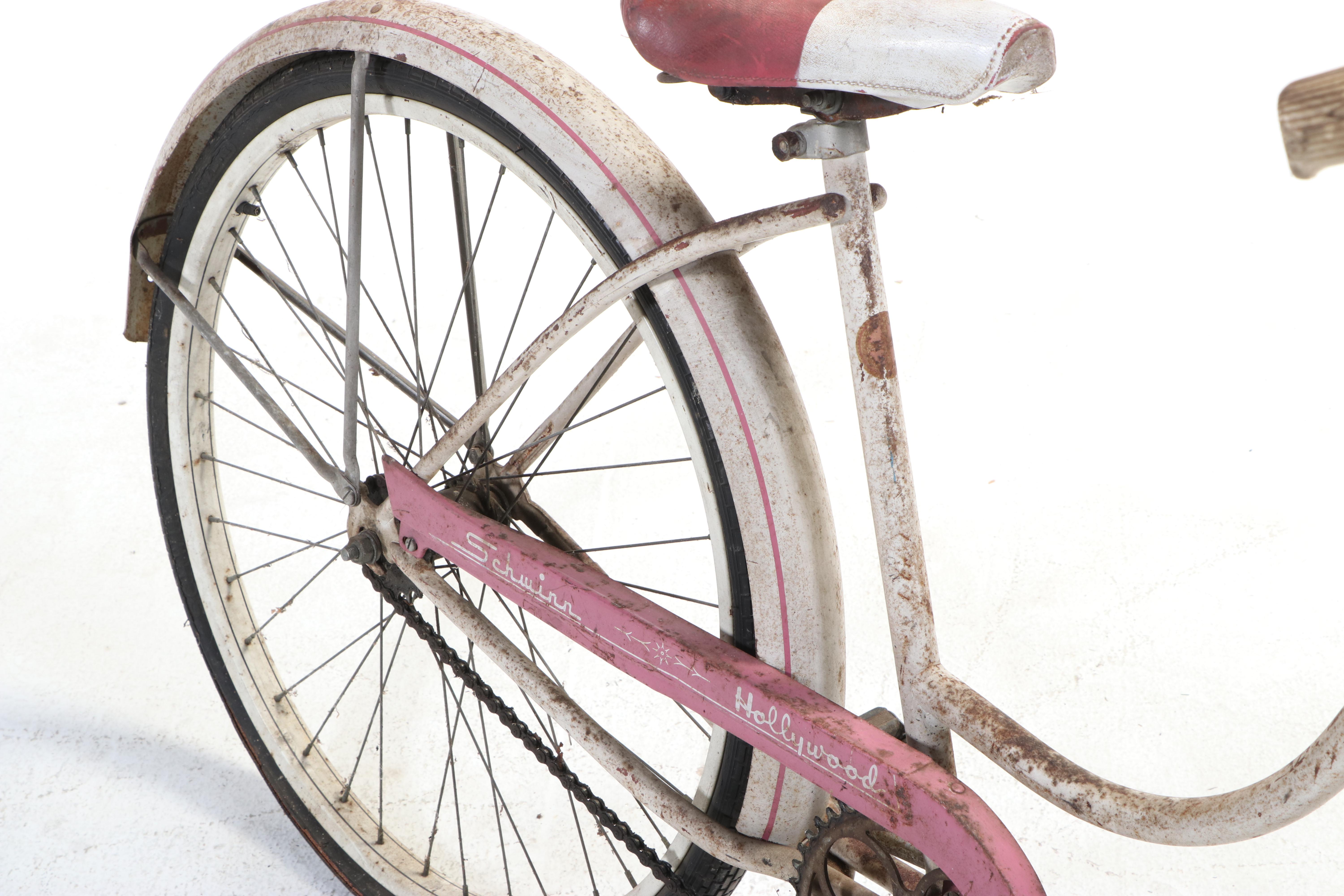 Schwinn "Hollywood" Cruiser Bike