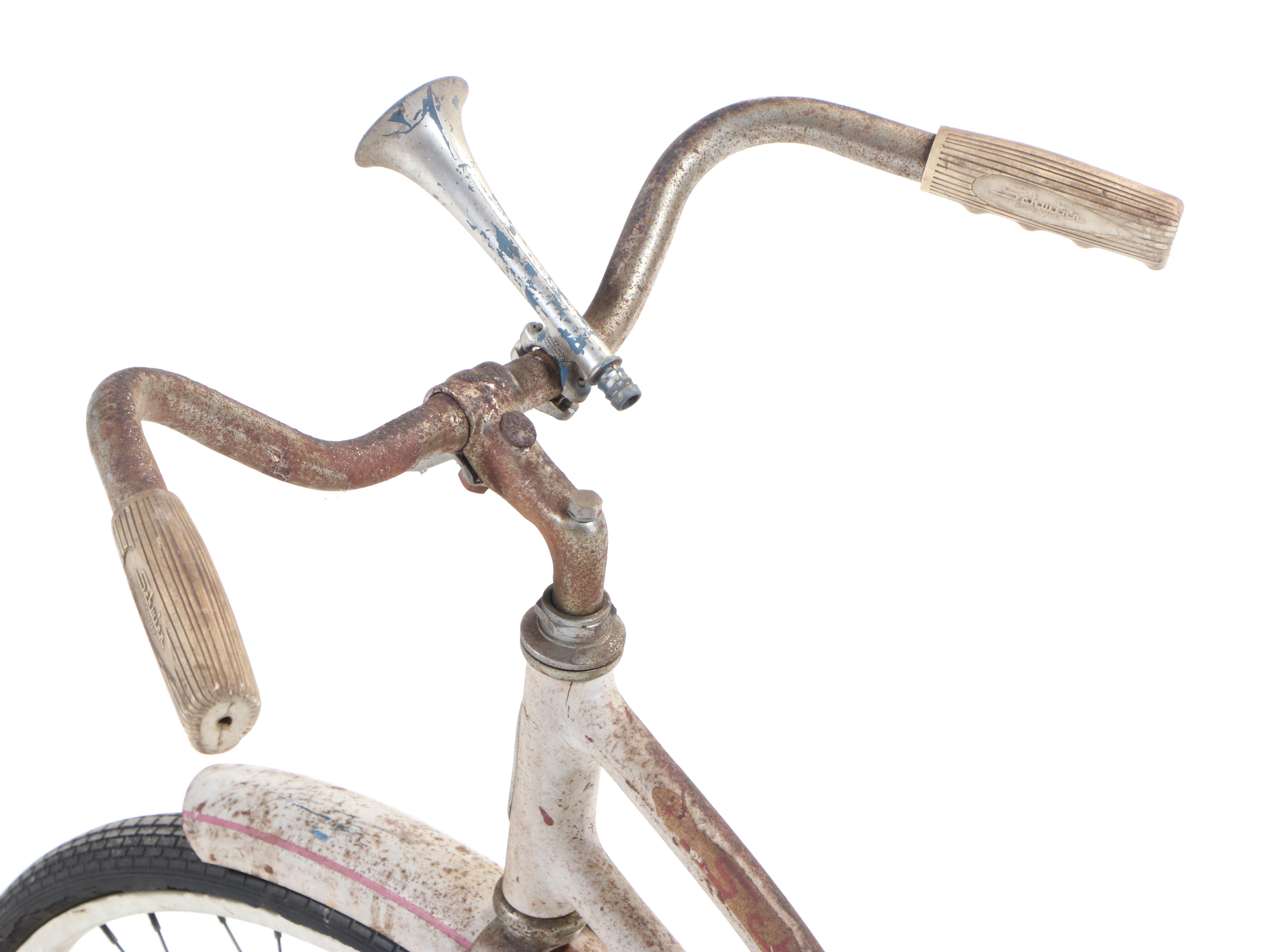 Schwinn "Hollywood" Cruiser Bike