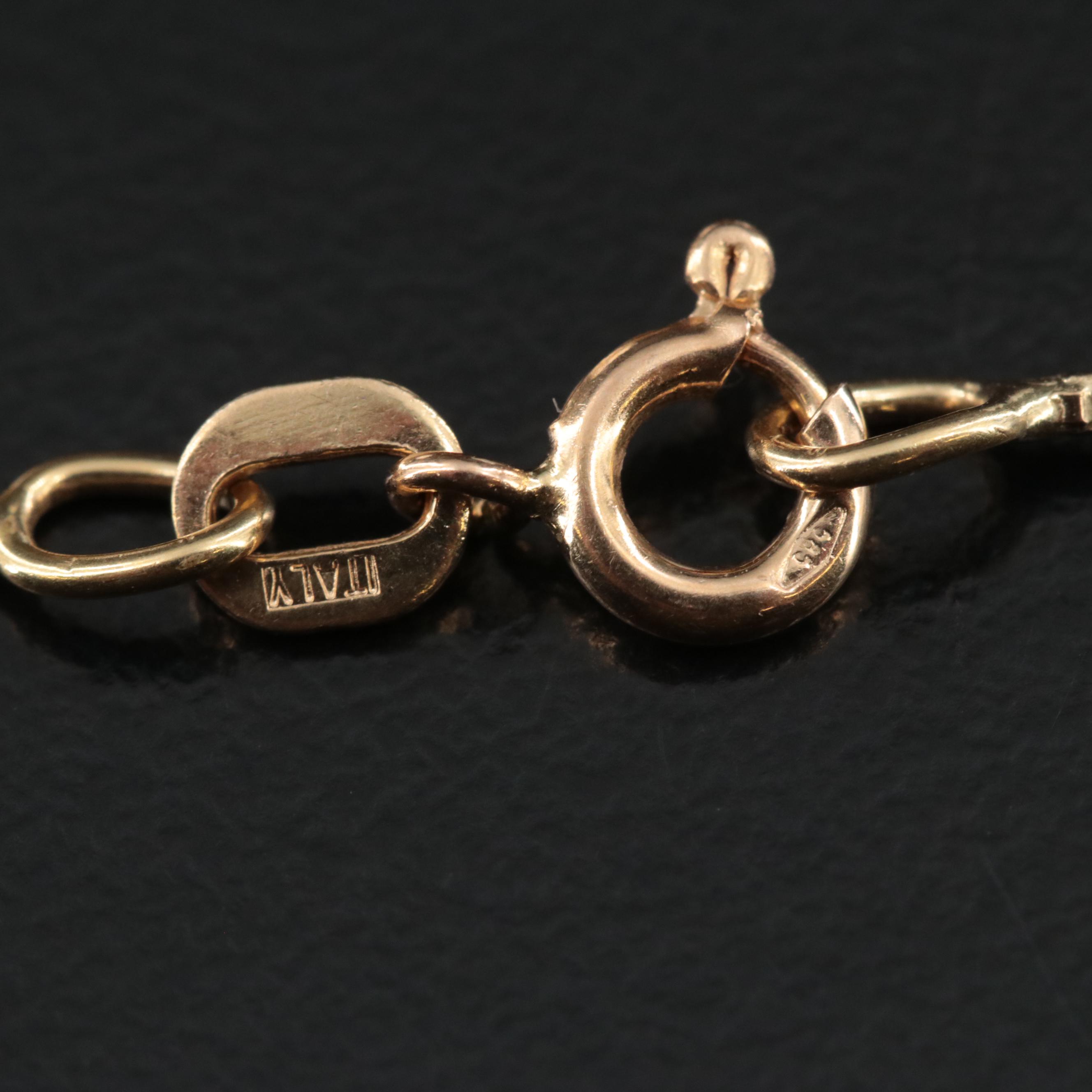 14K Praying Hands Pendant Necklace