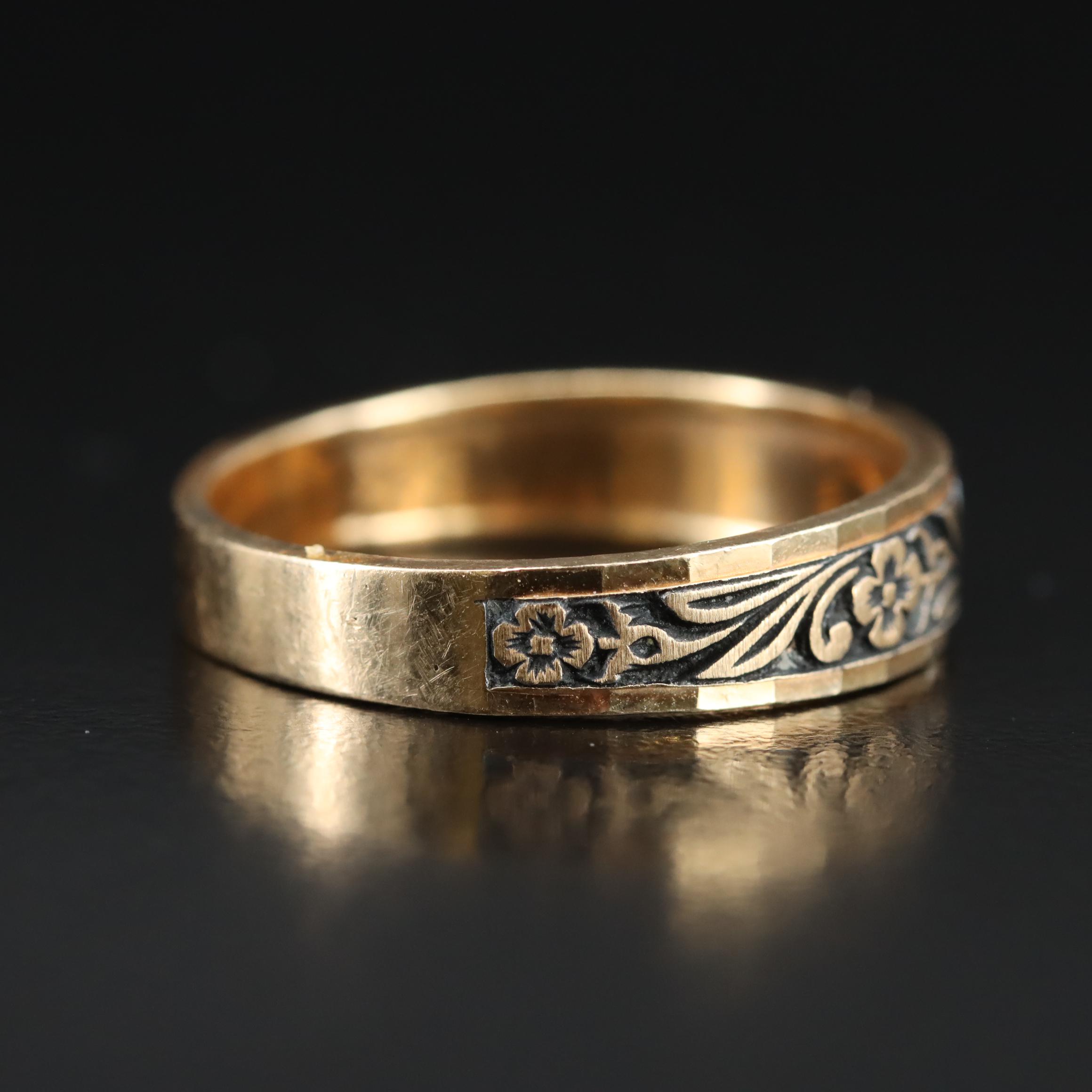 14K Floral Scroll Band