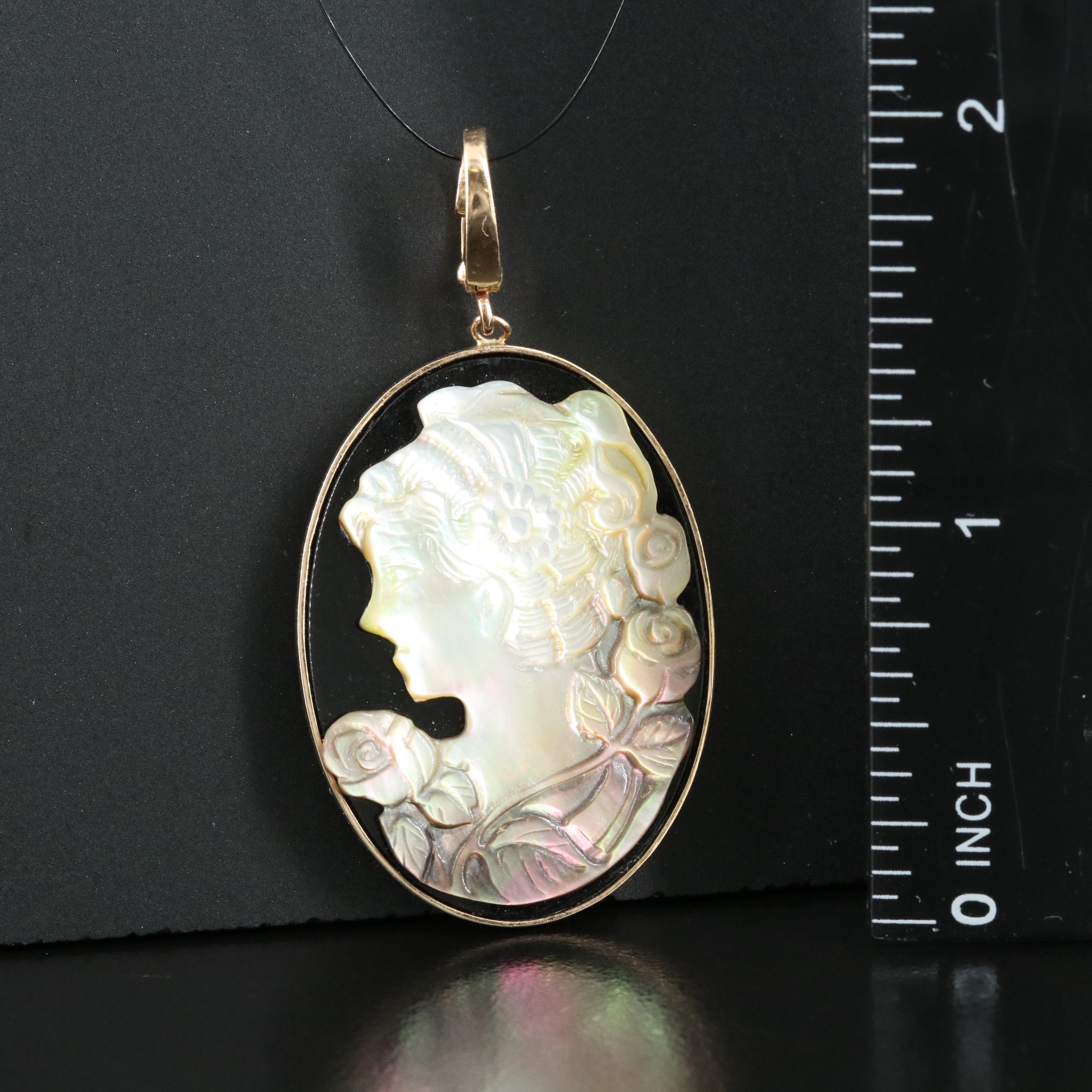 14K Black Onyx and Mother-of-Pearl Cameo Pendant