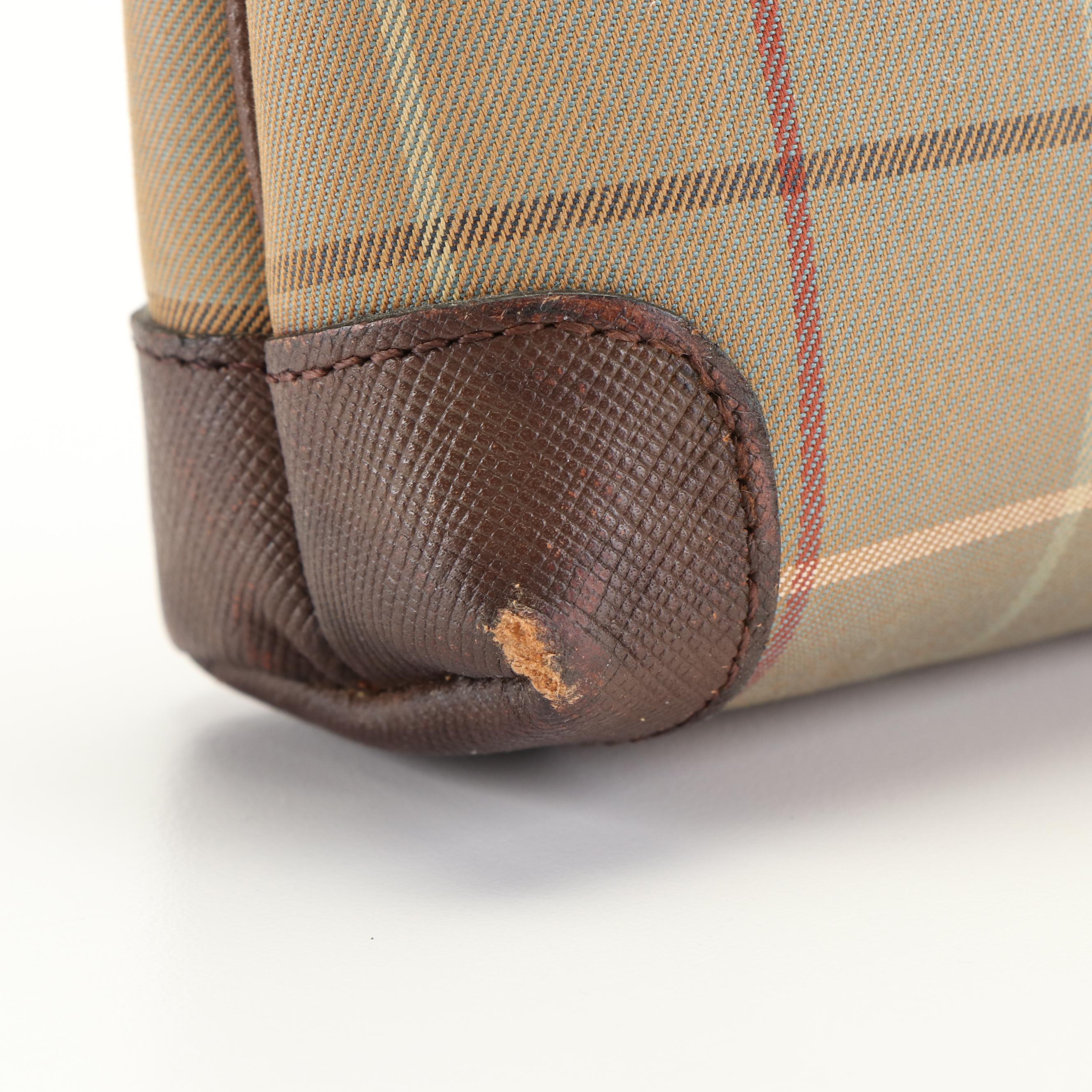 Burberry Vintage Check Pouch in Canvas and Leather