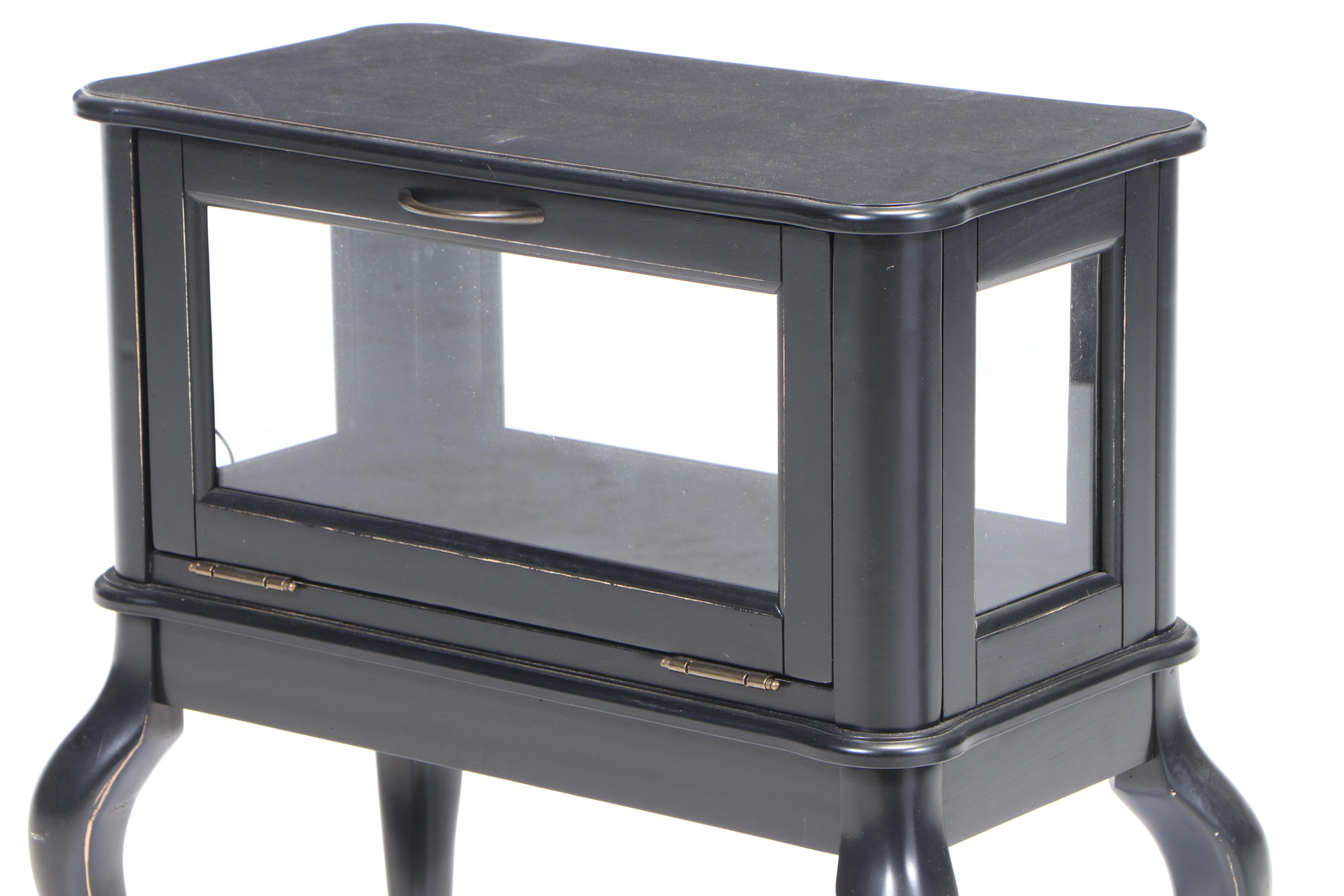 Queen Anne Style Ebonized Wood Curio Table