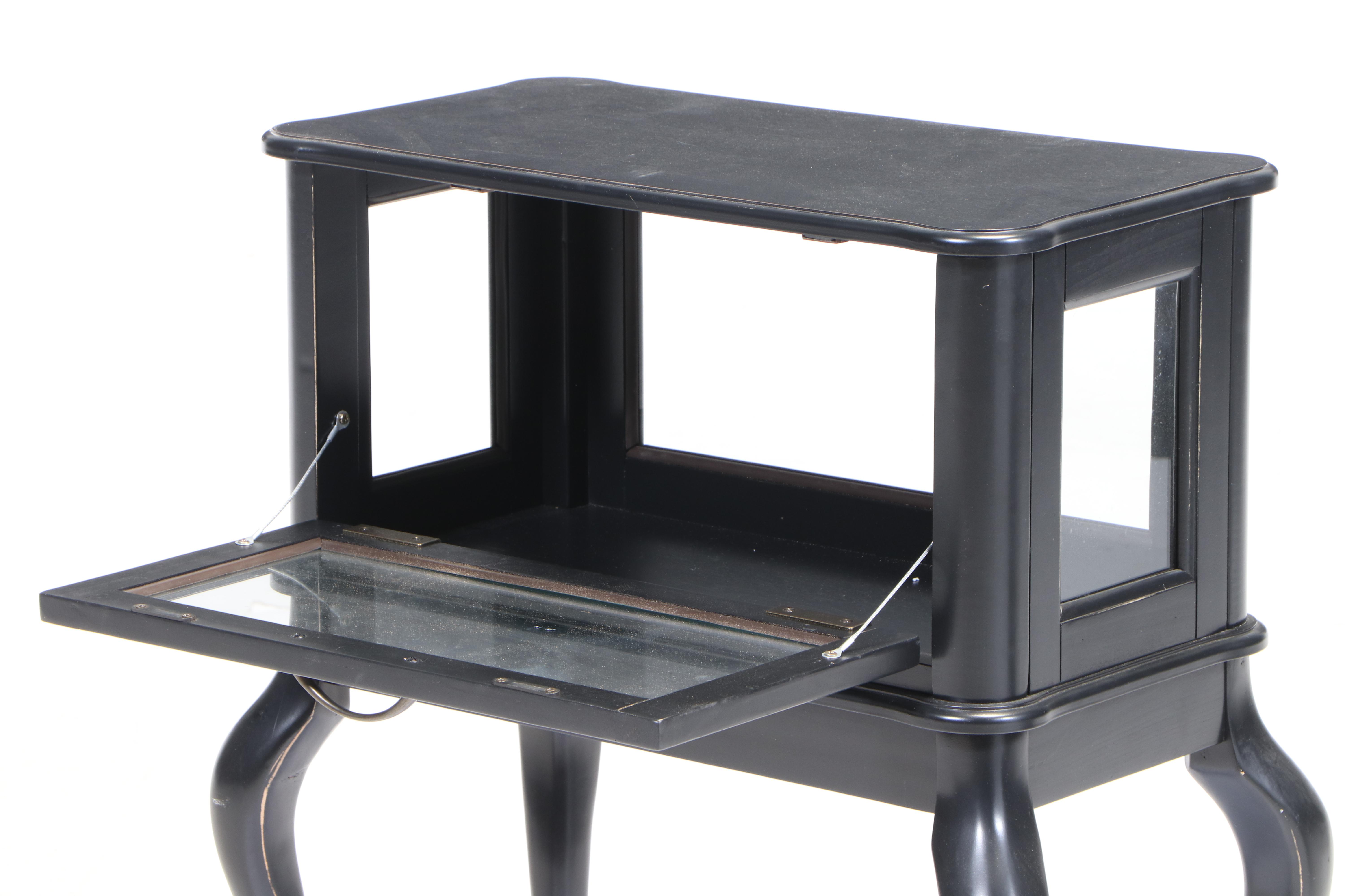 Queen Anne Style Ebonized Wood Curio Table