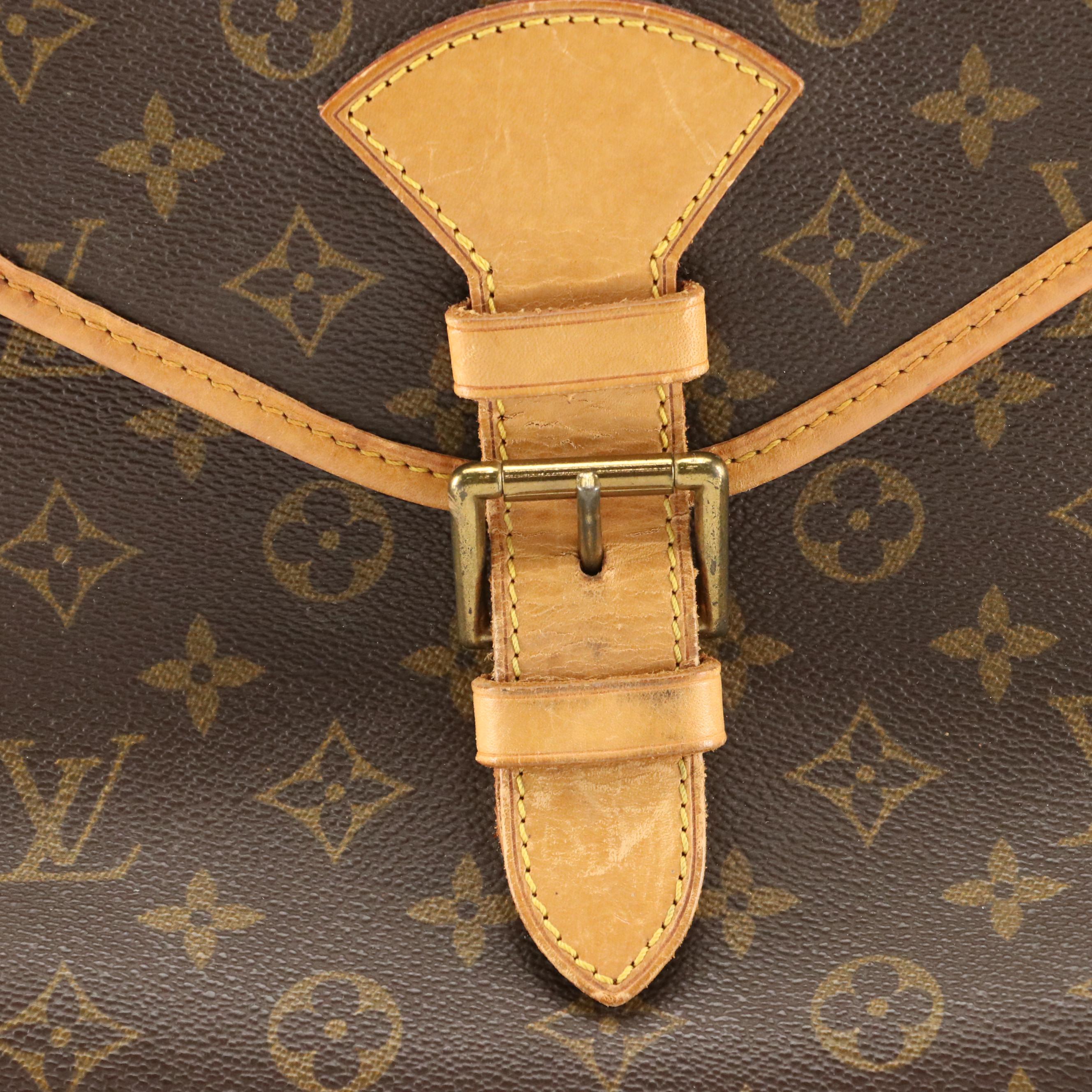 Louis Vuitton Saumar 40 in Monogram Canvas and Vachetta Leather