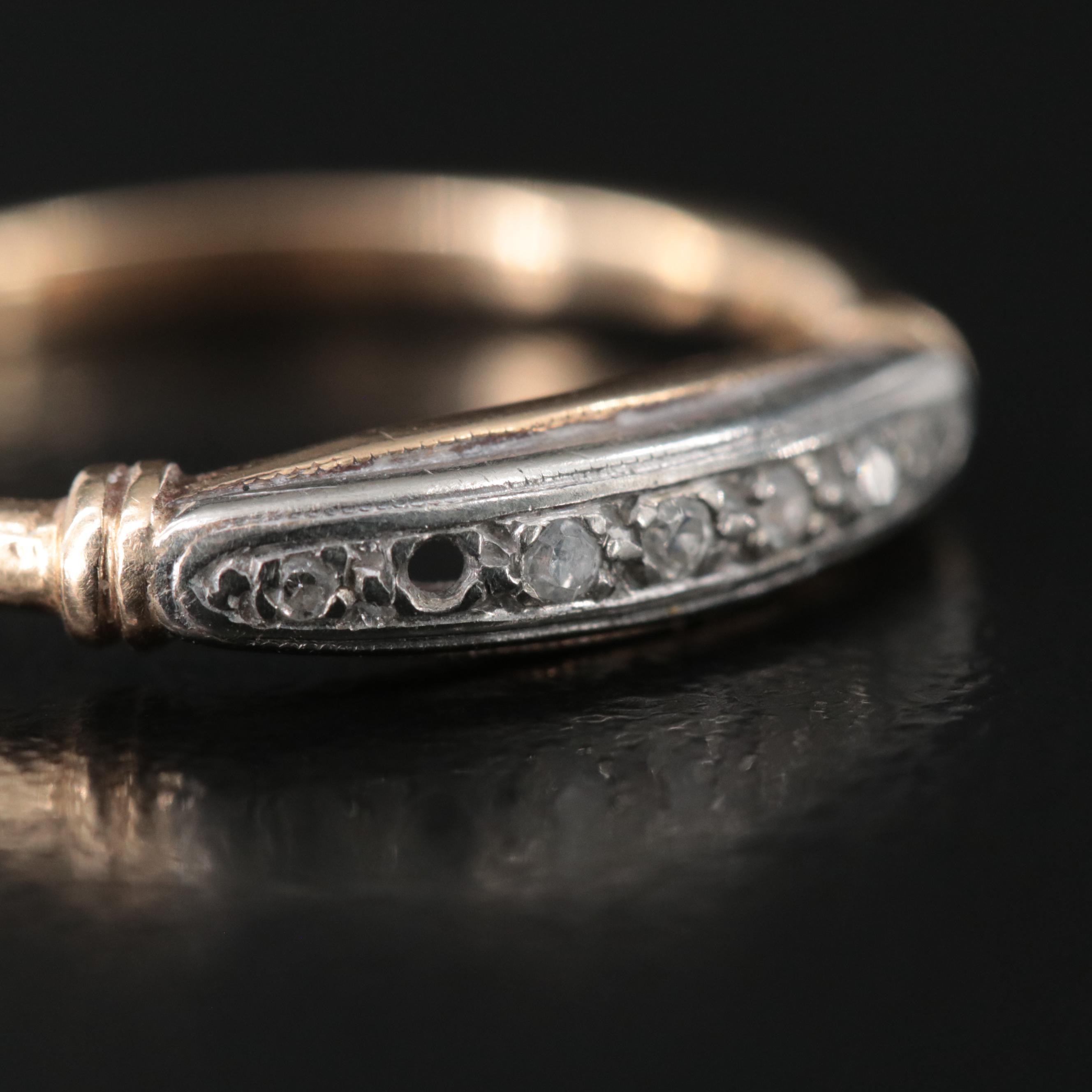 Vintage 14K 0.06 CTW Diamond Ring