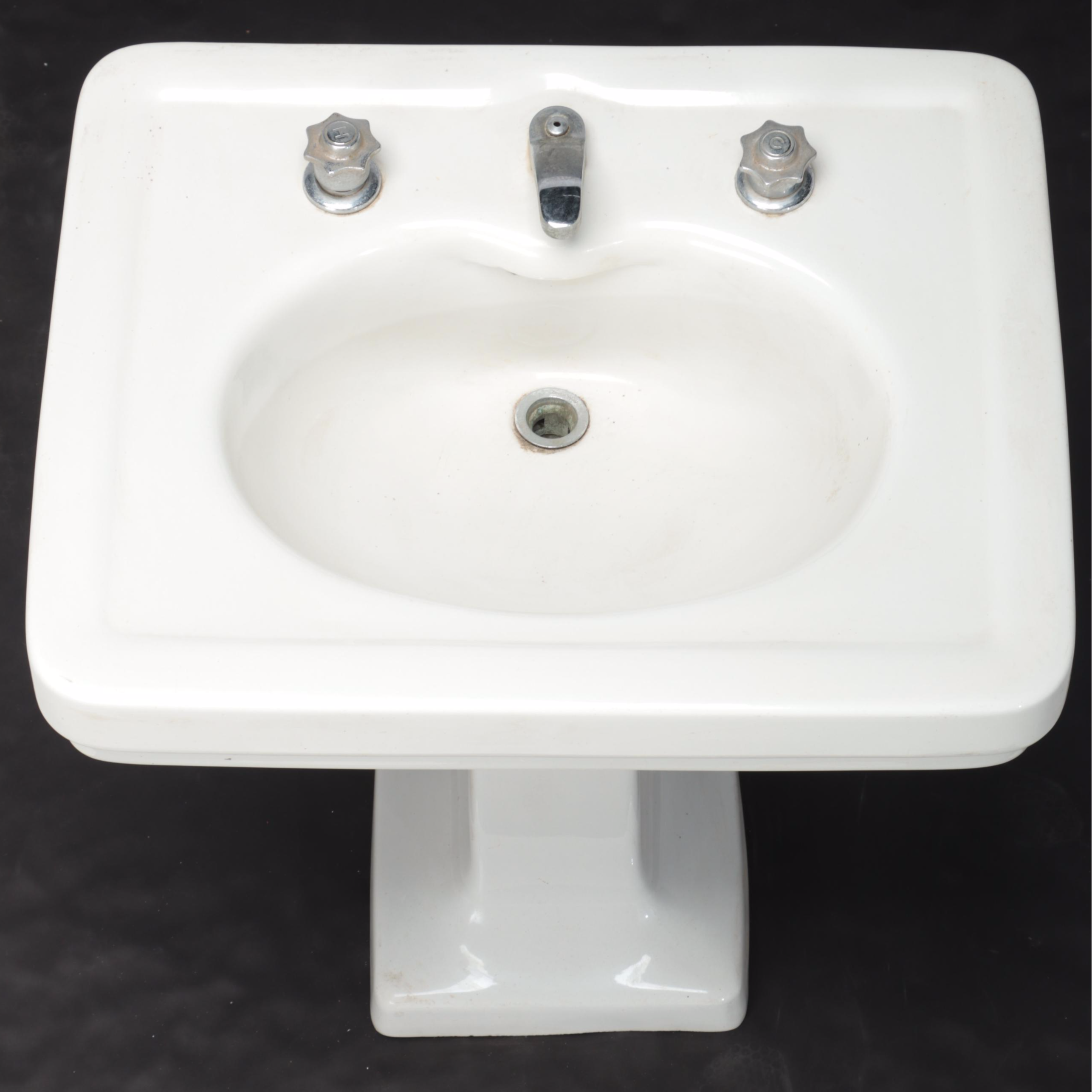 American Standard Porcelain Pedestal Sink, Early 20th Century