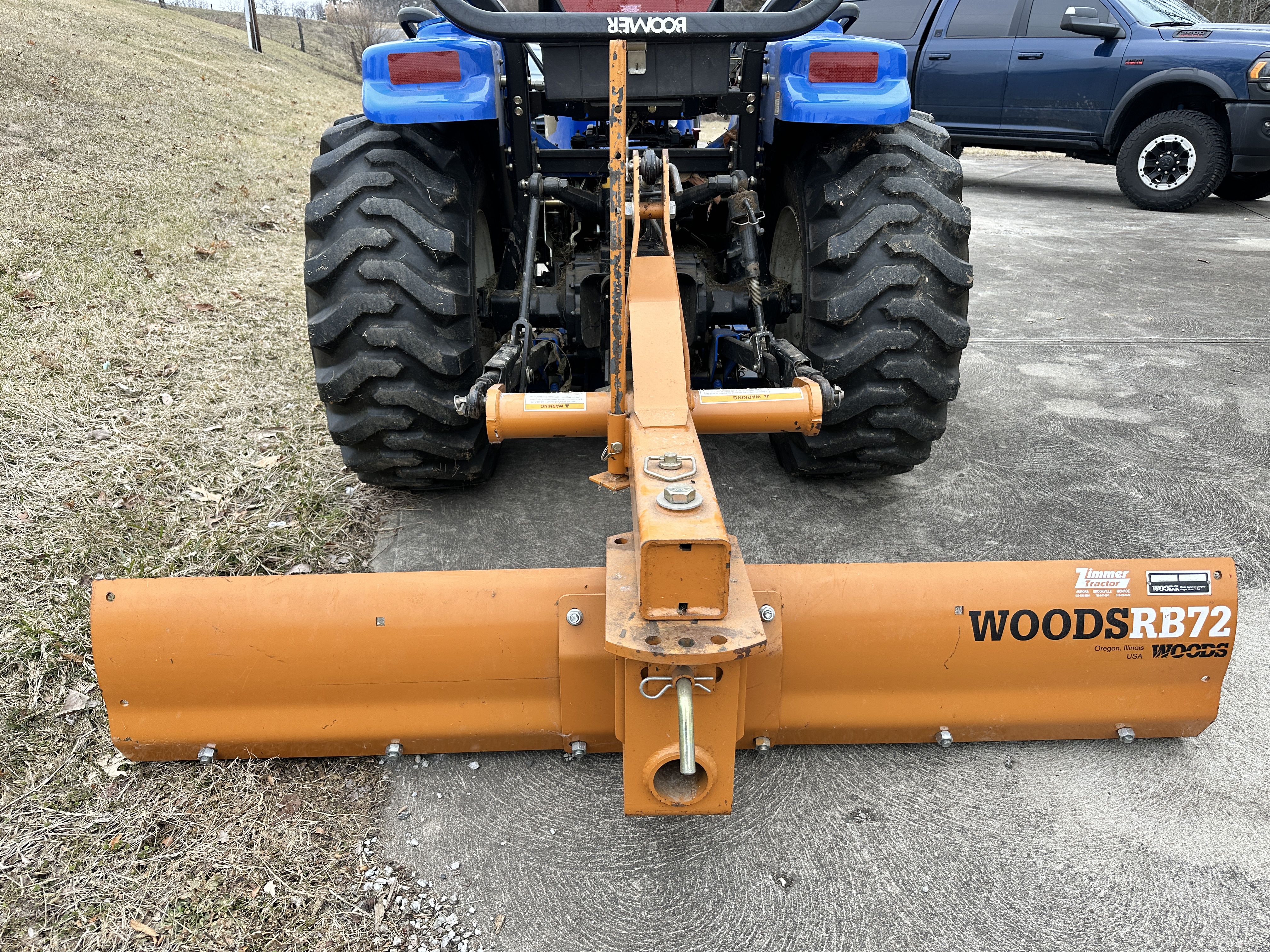 New Holland TC33DA, HST 4 x 4 Compact Diesel Tractor with Accessories