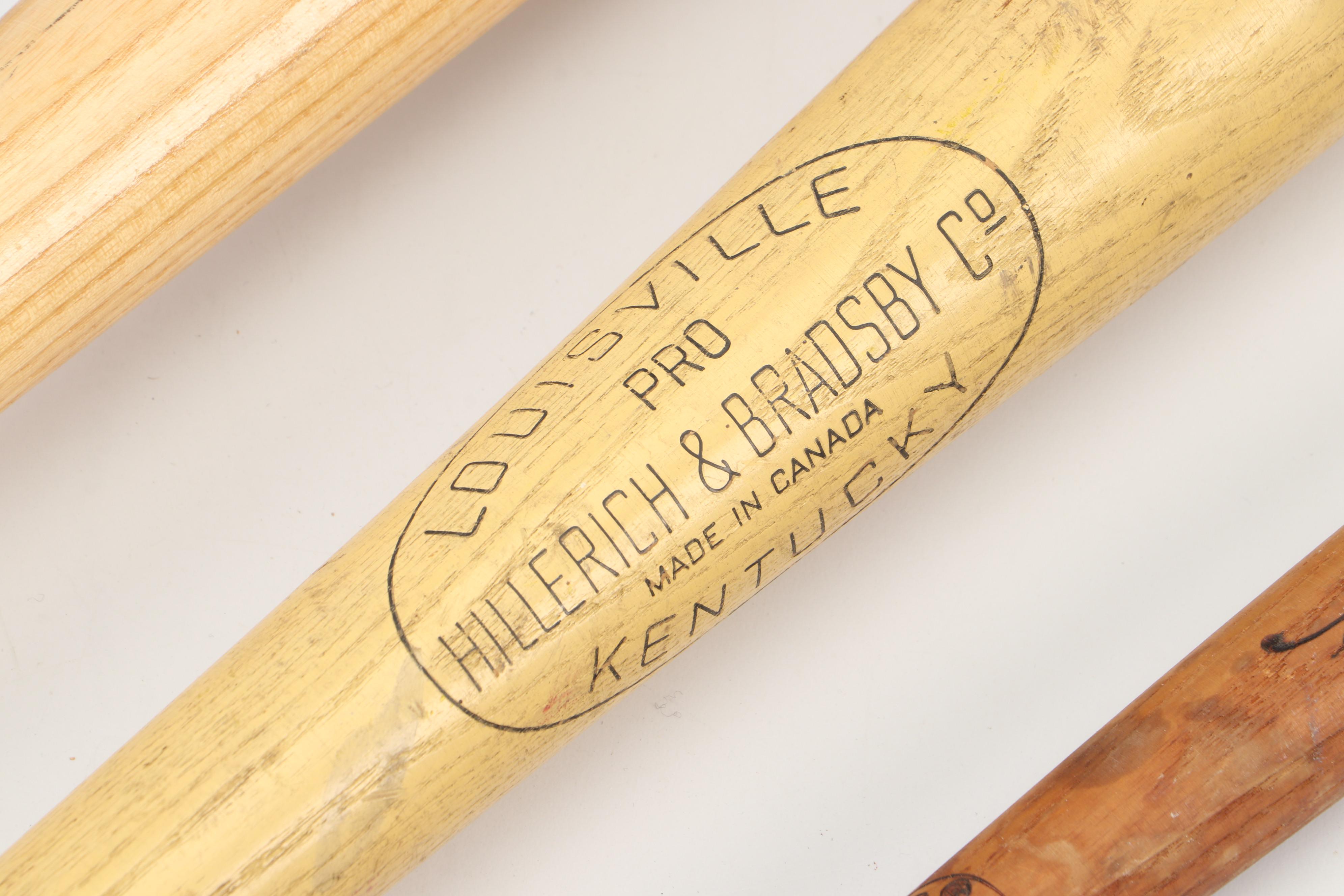 Cincinnati Reds Team Signed Louisville Slugger Signed Baseball bat with More