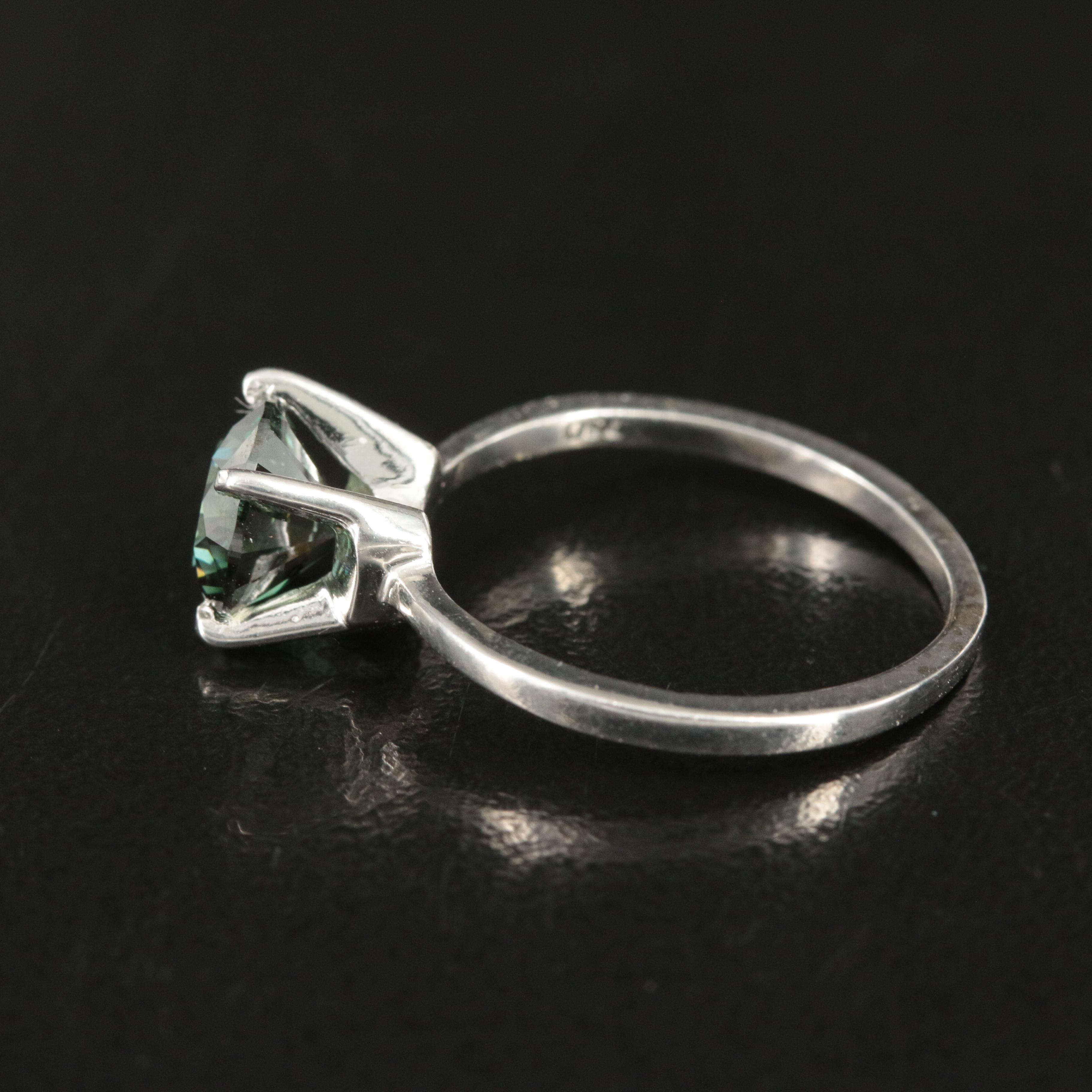 18K 1.51 CT (Origin Undertermined) Fancy Dark Green Diamond Solitaire Ring