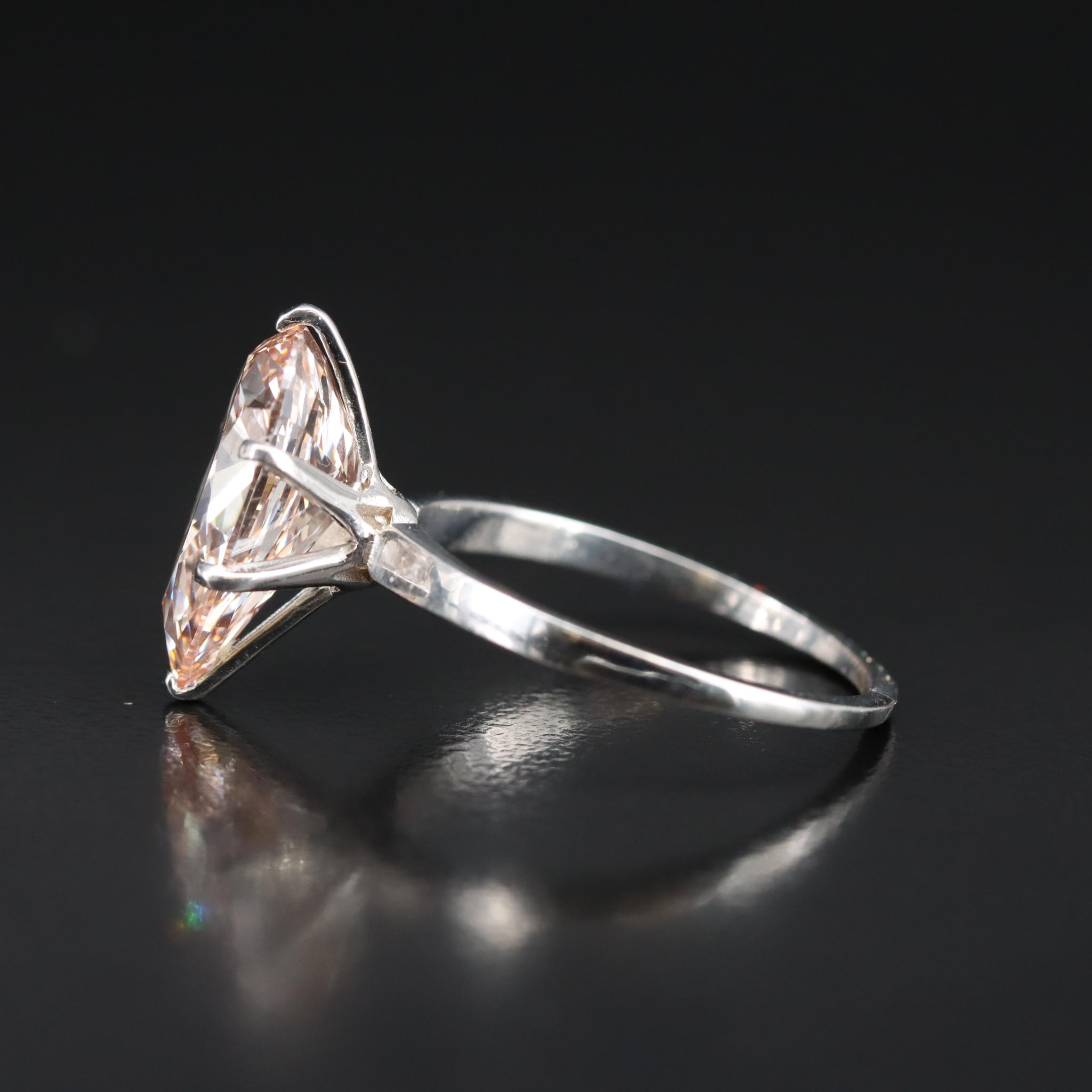 18K 5.28 CT (Origin Undetermined) Fancy Pink Diamond Solitaire Ring