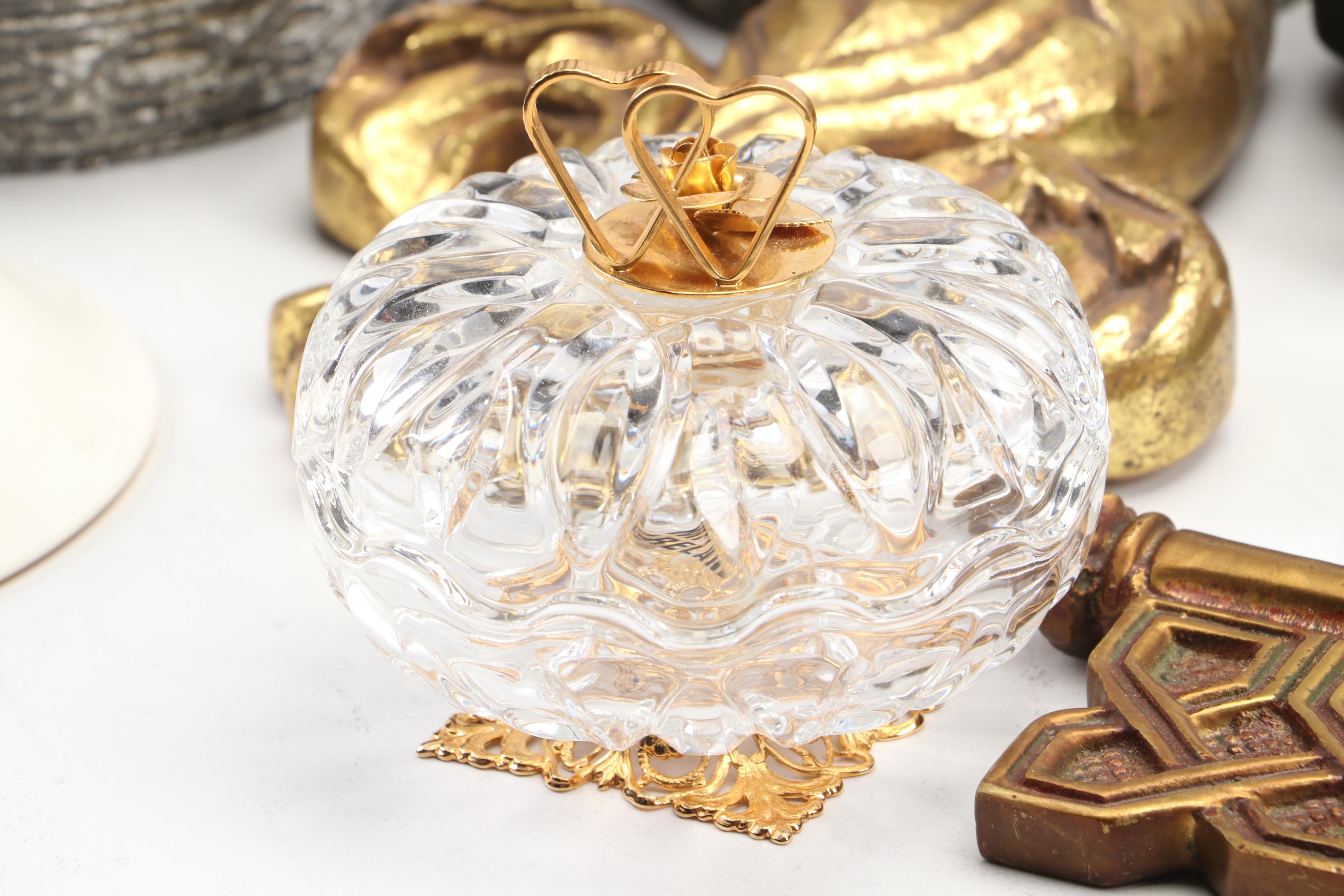 Historic Royal Palaces Golden Jubilee Dish with Crowns and Other Decor