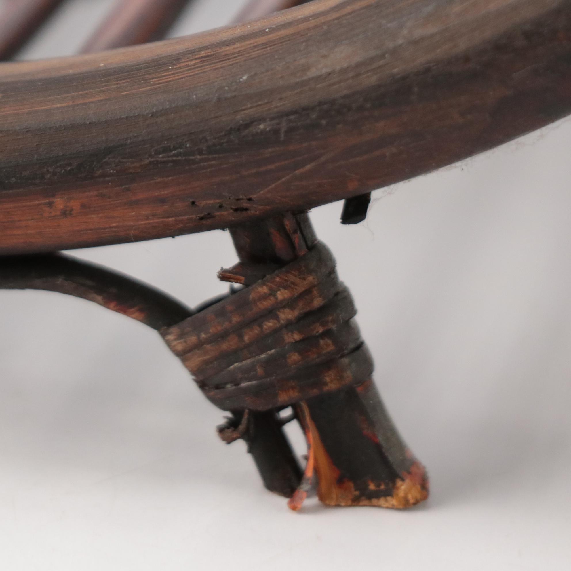 Bamboo and Reed Magazine Rack with Table Lamp