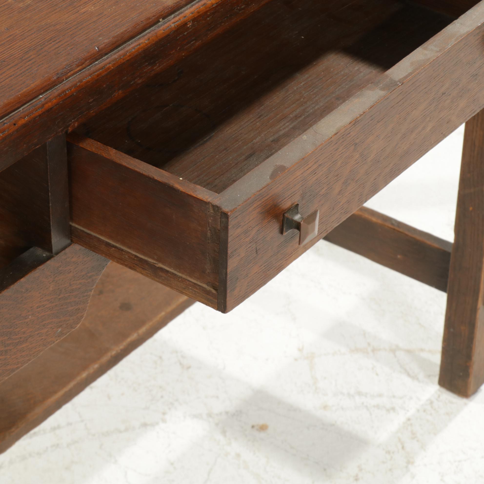 Limbert Arts & Crafts Oak Library Table, Circa 1910