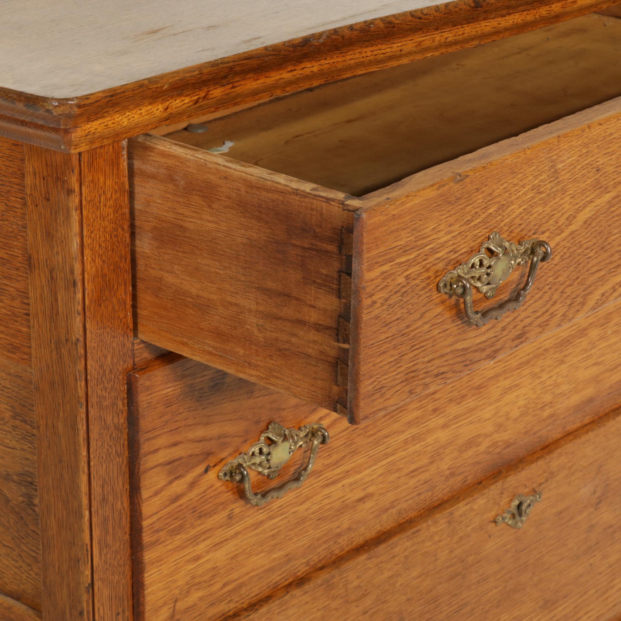 Late Victorian Oak Five-Drawer Chest, Circa 1900