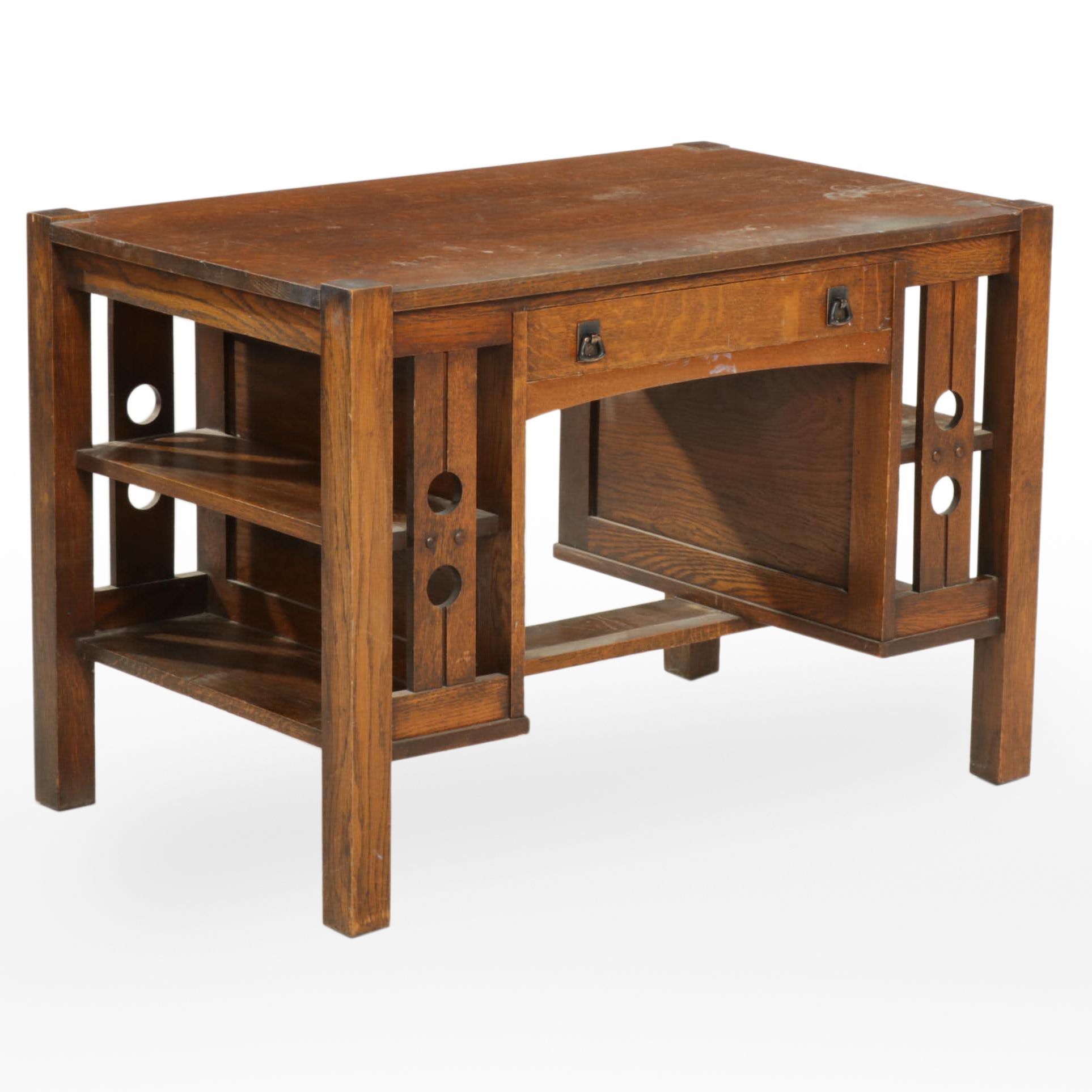 Davis-Birely Table Co. Arts & Crafts Oak Desk with Shelves, Early 20th Century