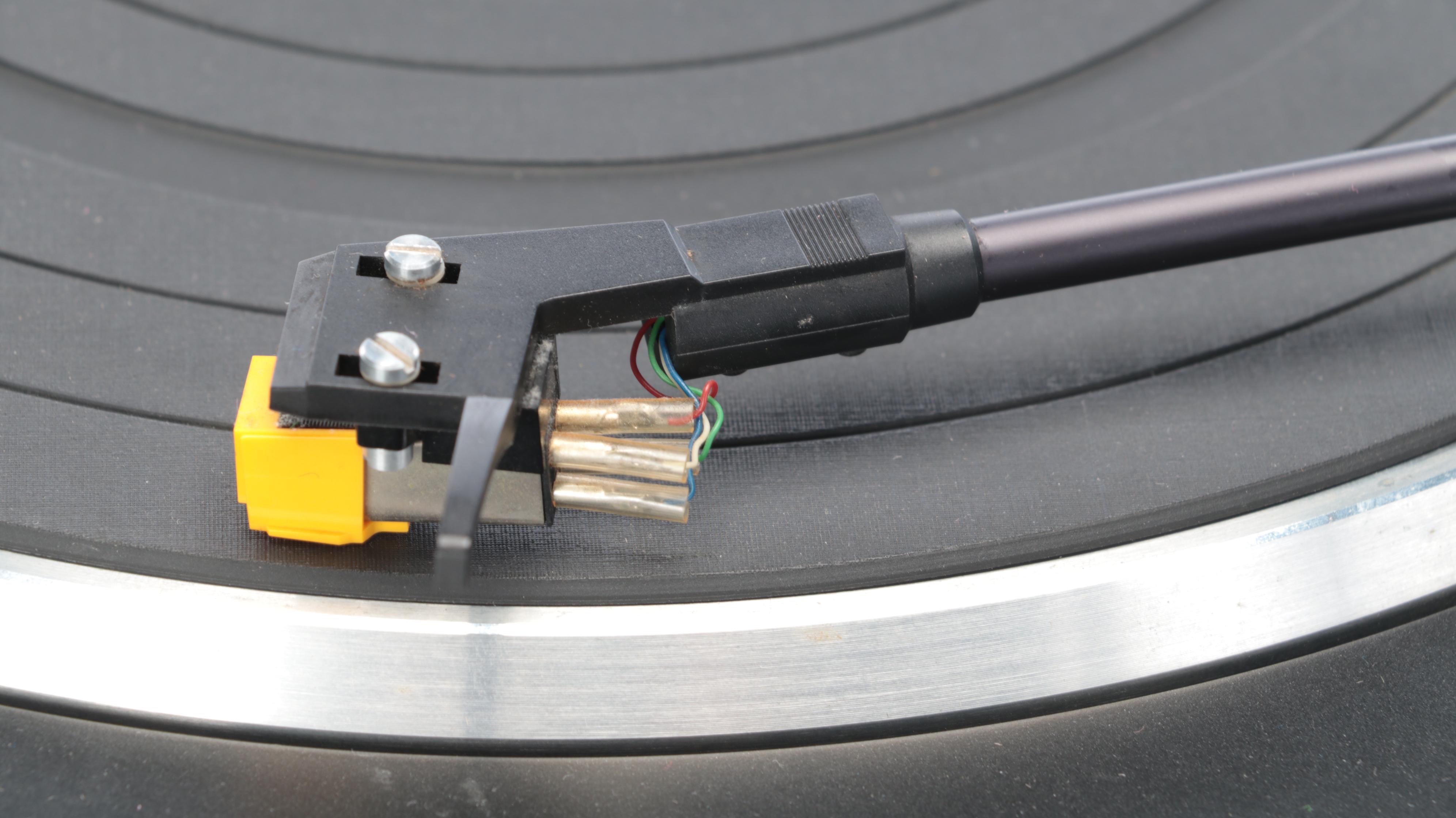 JVC Stereo Amplifier with Tuner, Cassette Deck, Equalizer, Turntable, Speakers