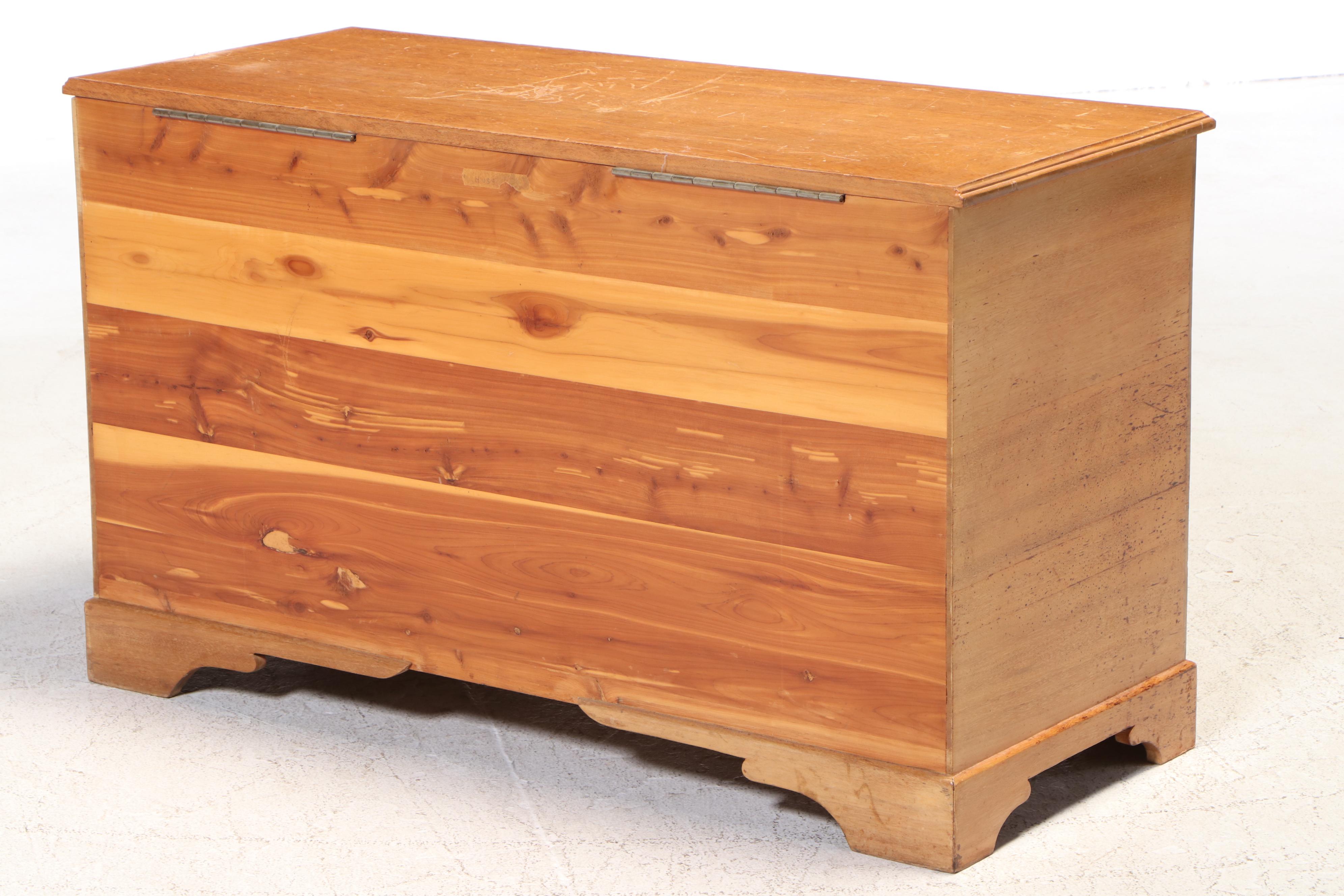 Chippendale Style Mahogany and Cedar Mule Chest, Mid-20th Century