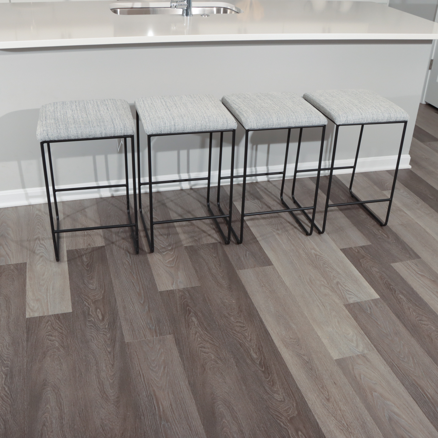 E&E Co. Ltd. Tubular Metal Upholstered Seat Counter Stools EBTH