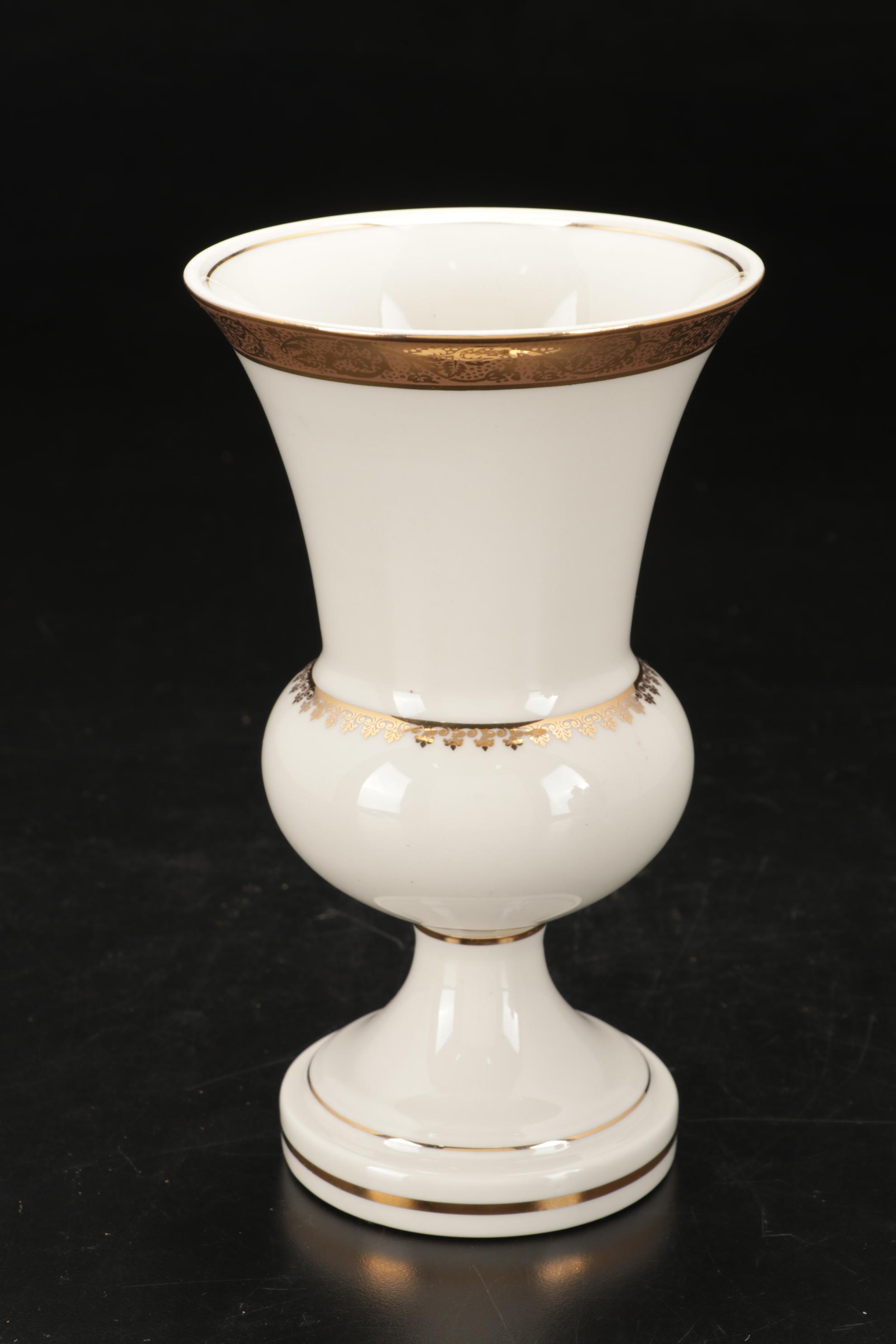 Chinoiserie Jars and Vase In Classic Ivory & Gold, Made For Ethan Allen