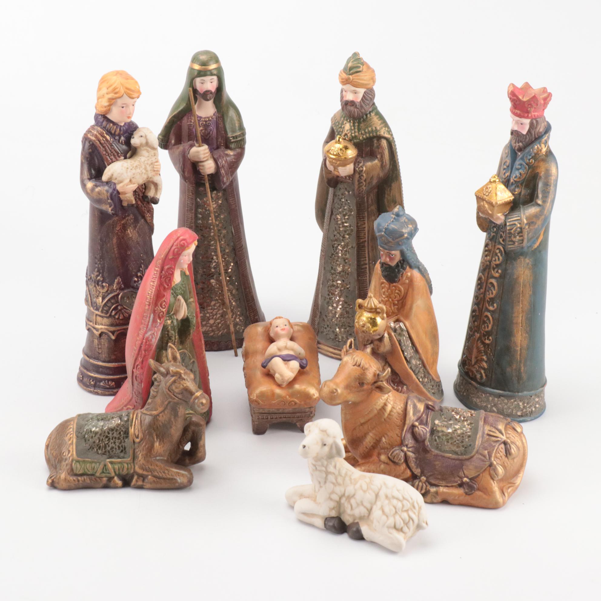 Thomas Pacconi Classics, Christmas Avenue with Other Nativity Figurines