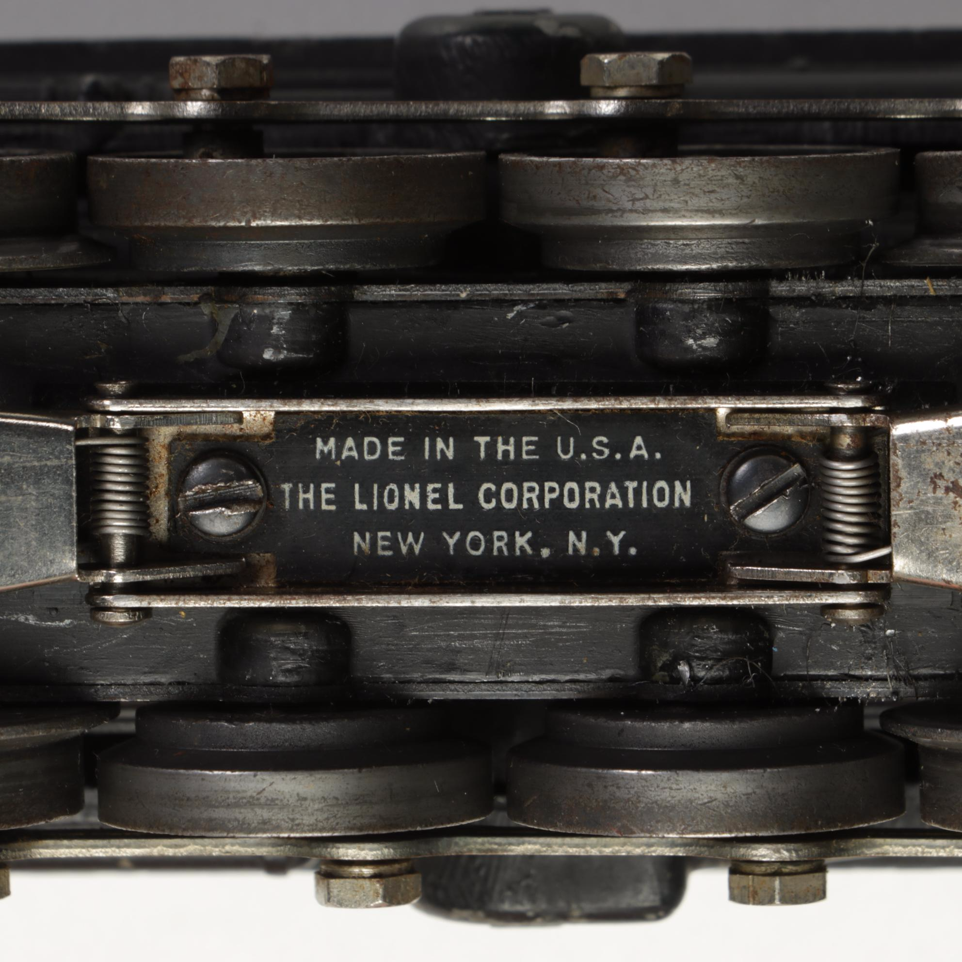 Lionel O-Gauge 681 Steam Locomotive with Tender and Assorted Cars