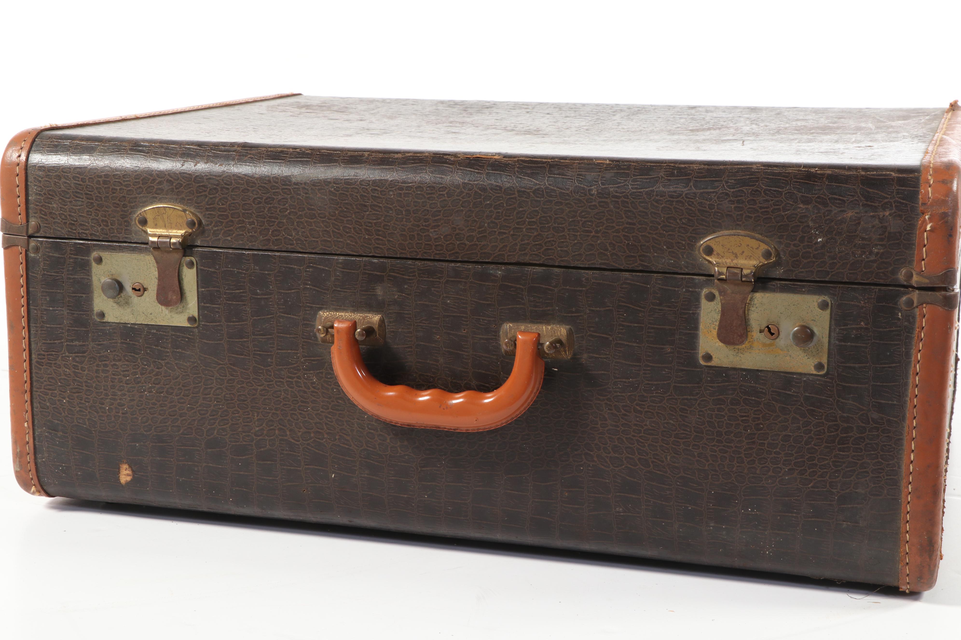 Italian Sonora Piano Accordion, Mid-20th Century