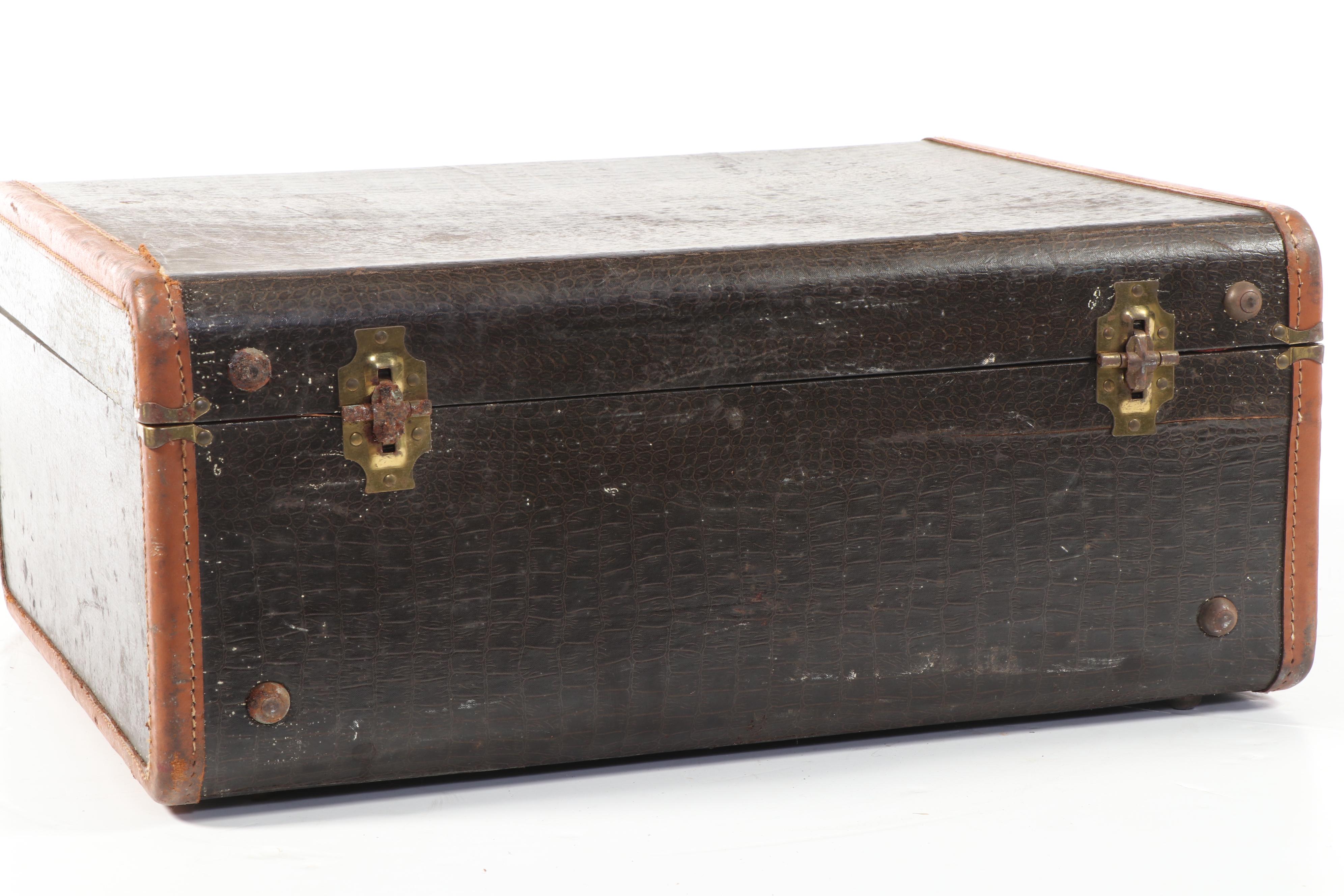 Italian Sonora Piano Accordion, Mid-20th Century