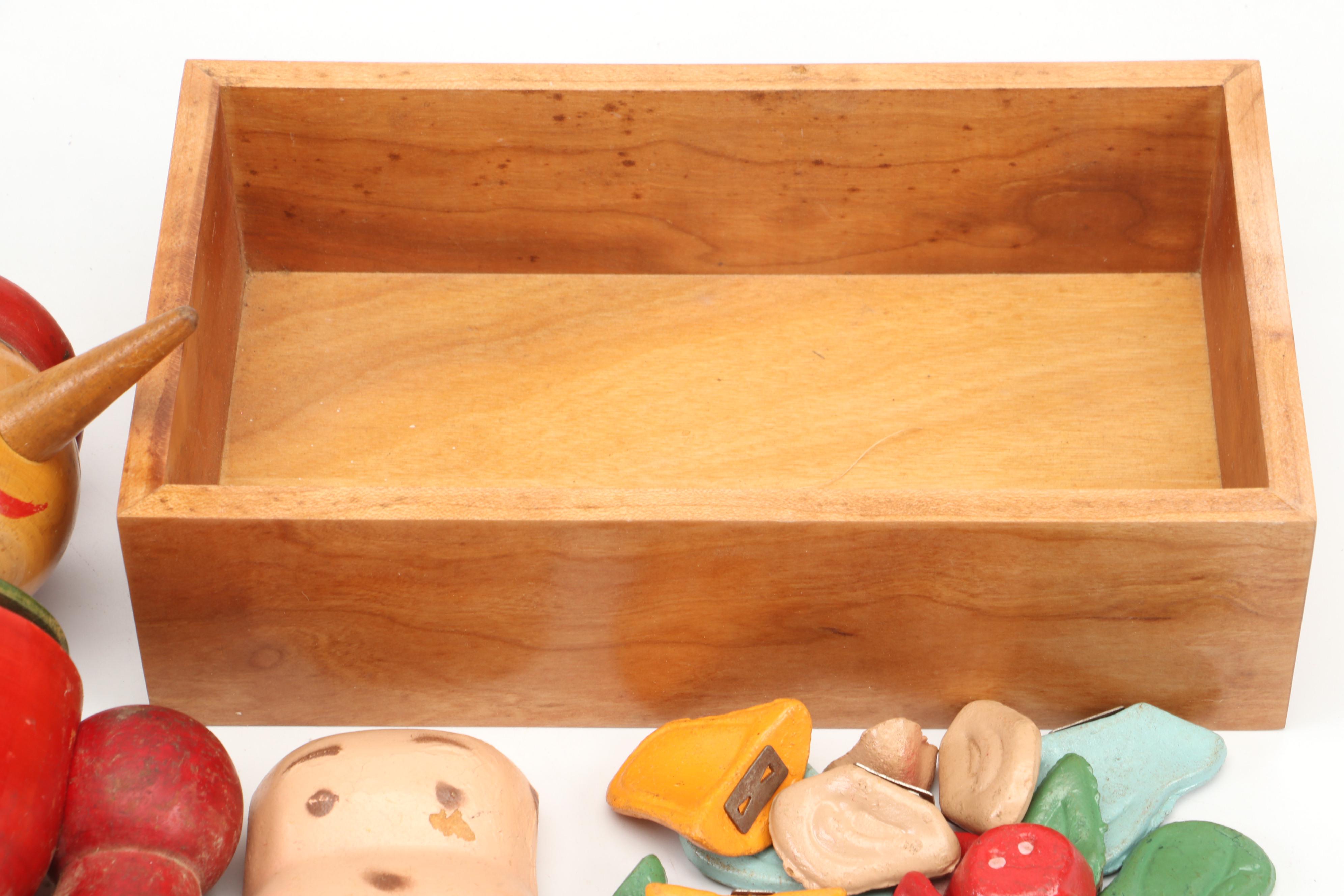 Gund Mickey Mouse Marionette with Character Vinyl Night Lights and Other Toys