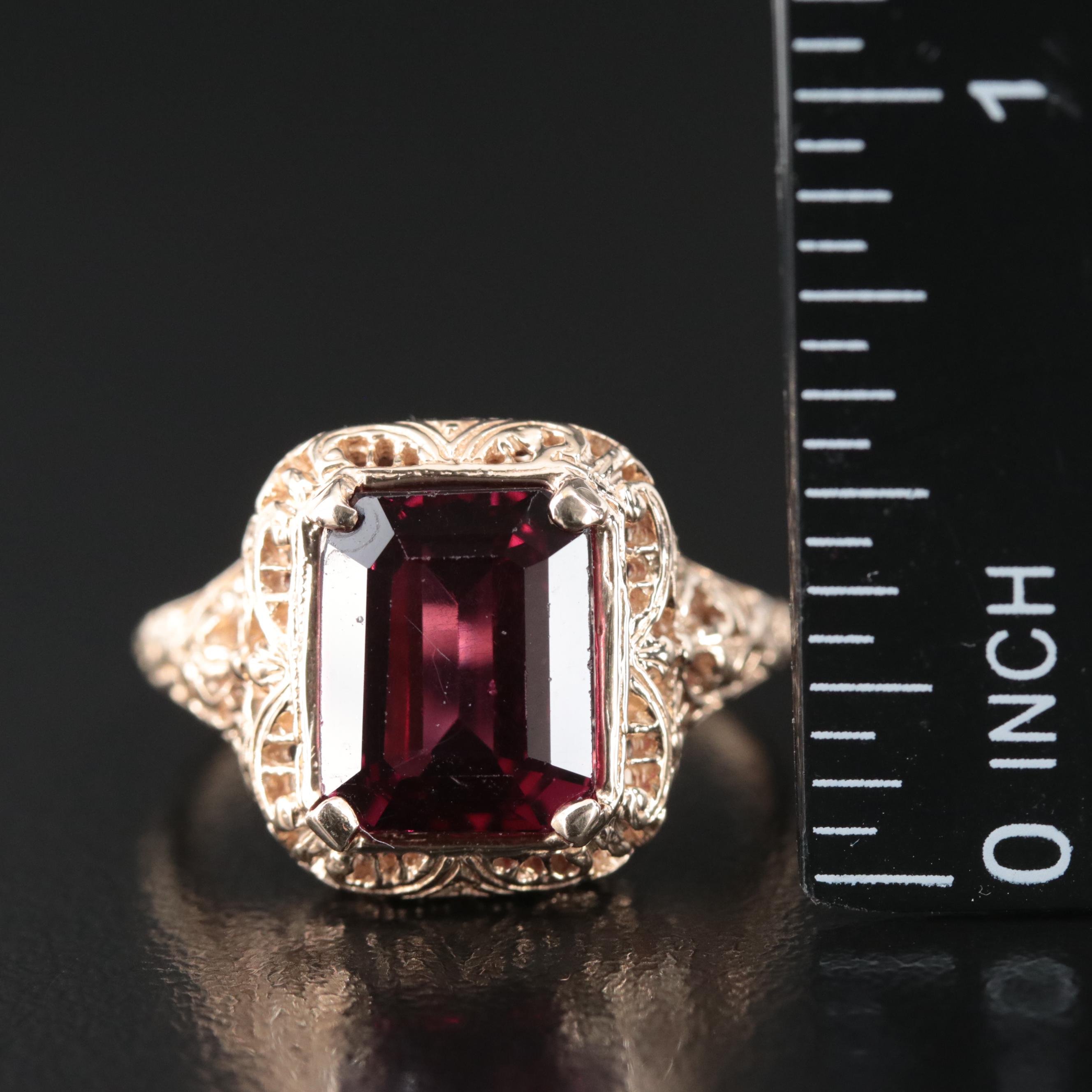 10K Garnet Ring