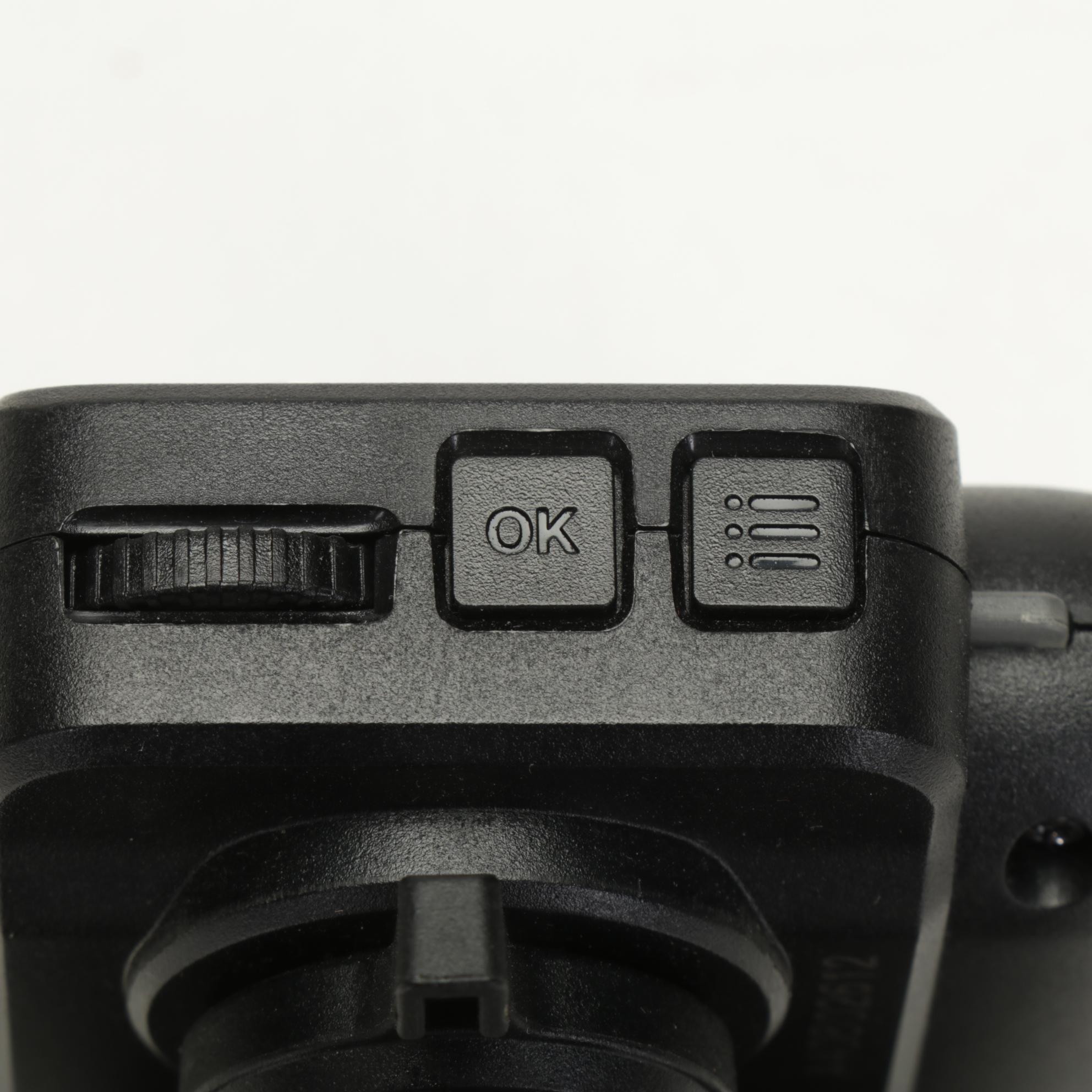 Three Cactus V6 Wireless Flash Transceivers and Stand EBTH