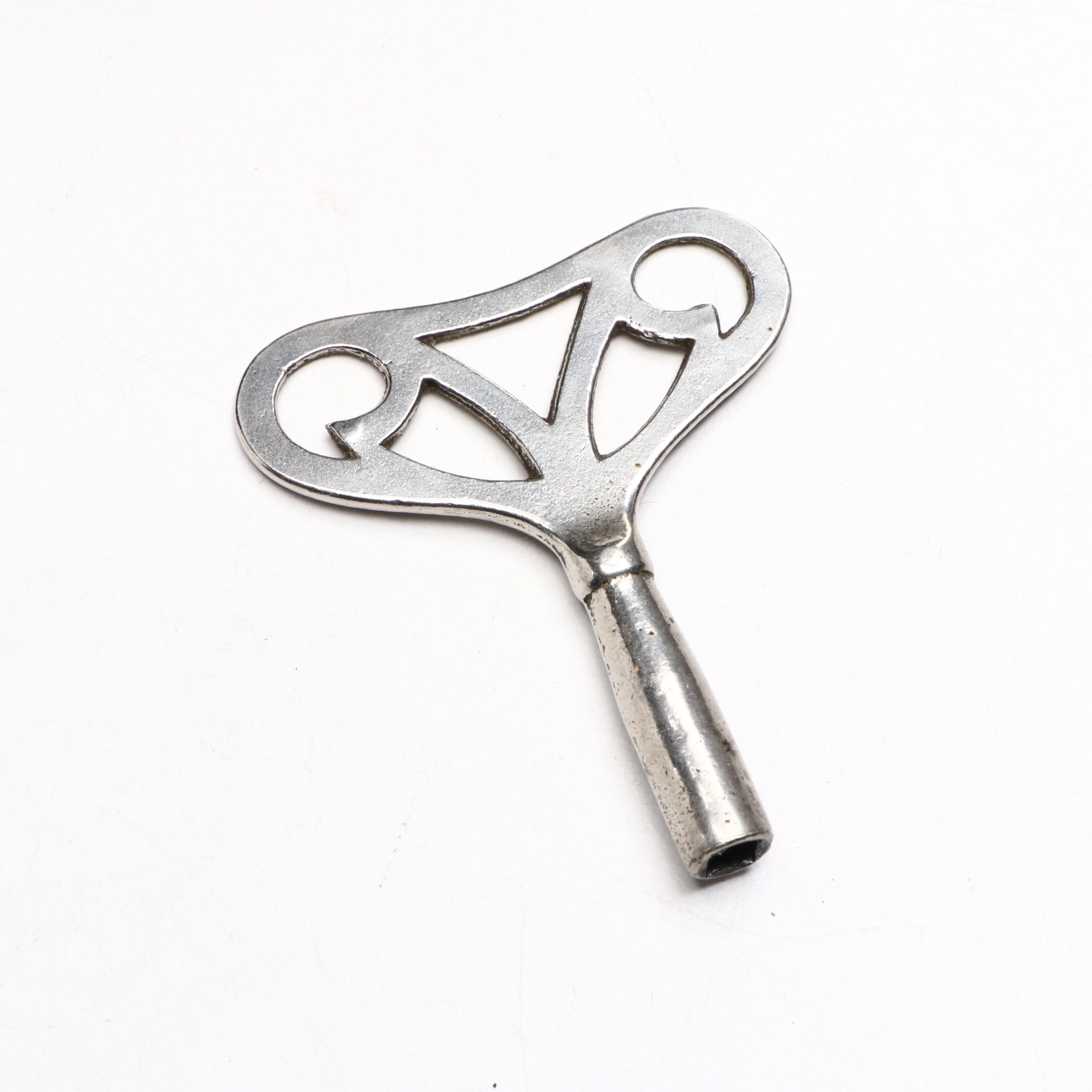 Herman Miller German Wooden Mantel Clock, Early to Mid-20th Century