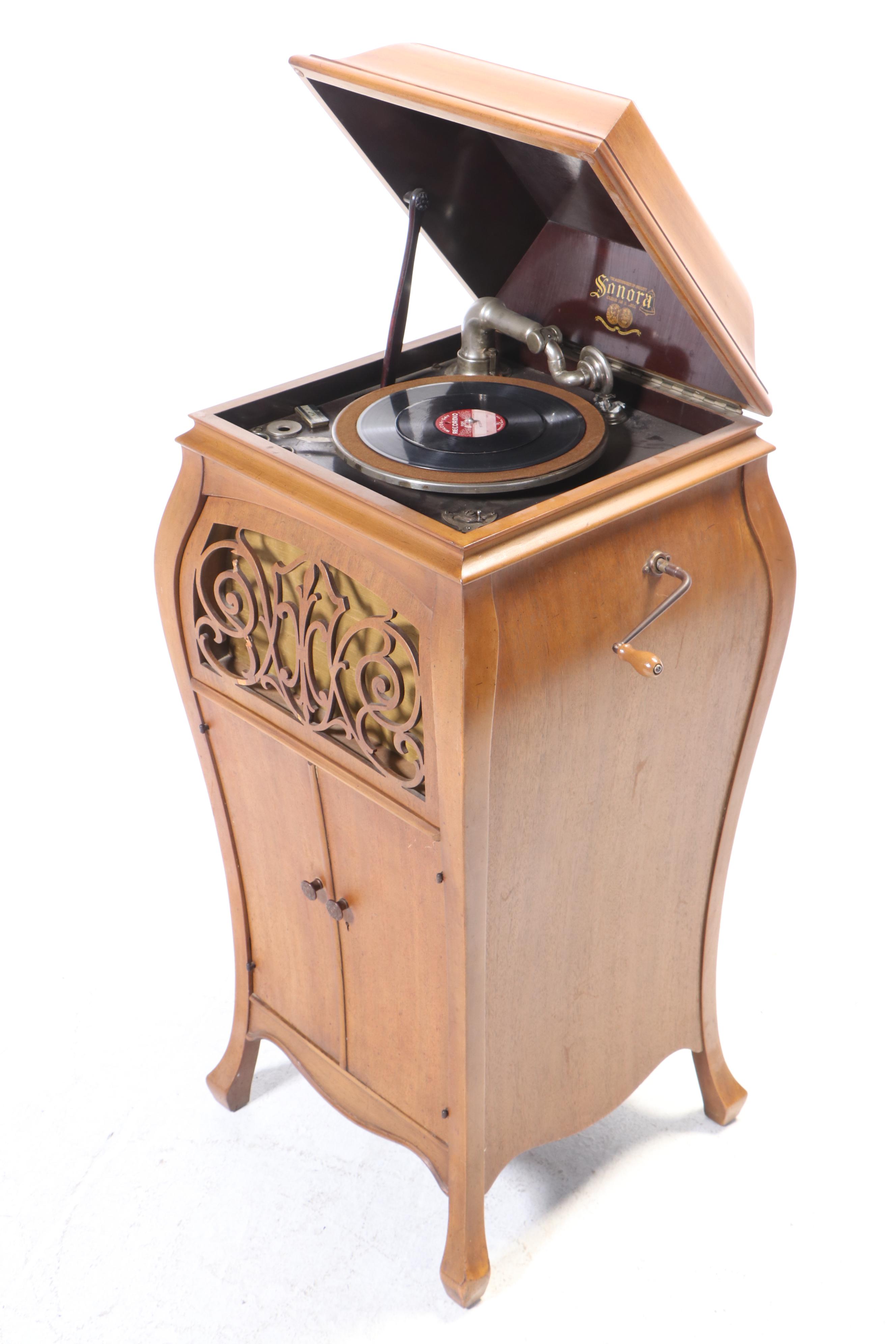 Sonora Mahogany Phonograph, Early 20th Century
