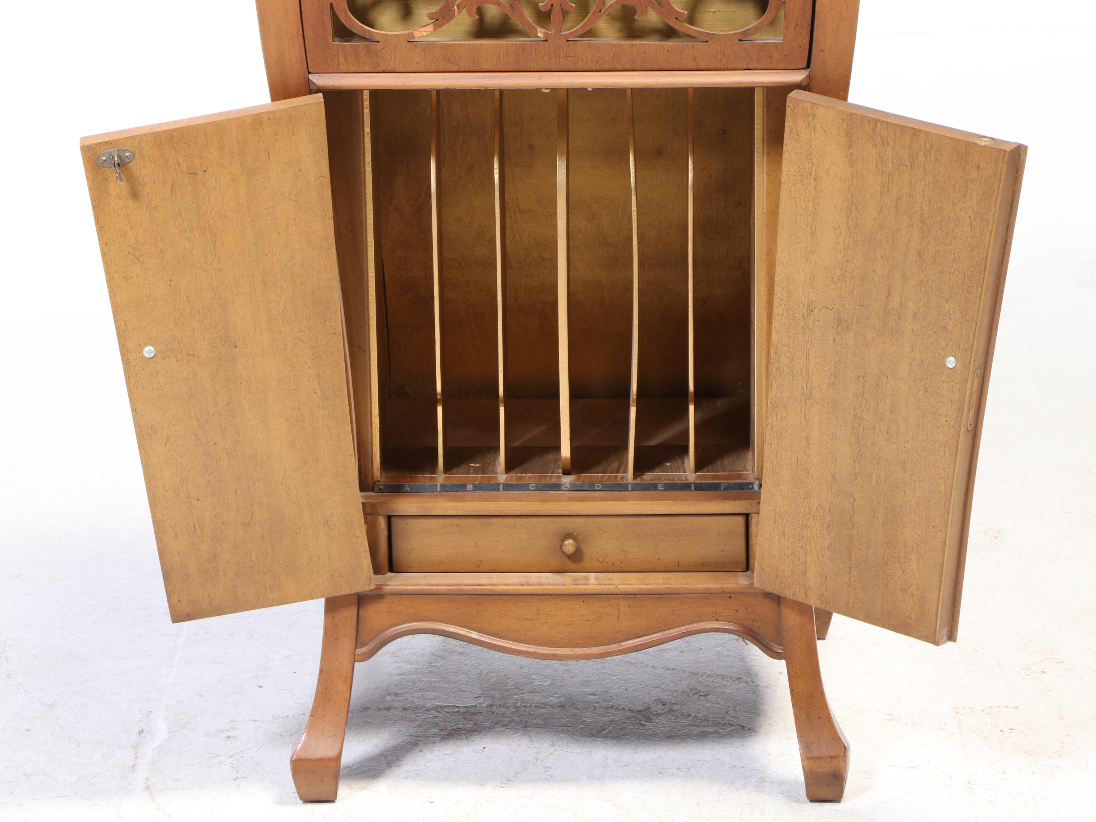 Sonora Mahogany Phonograph, Early 20th Century