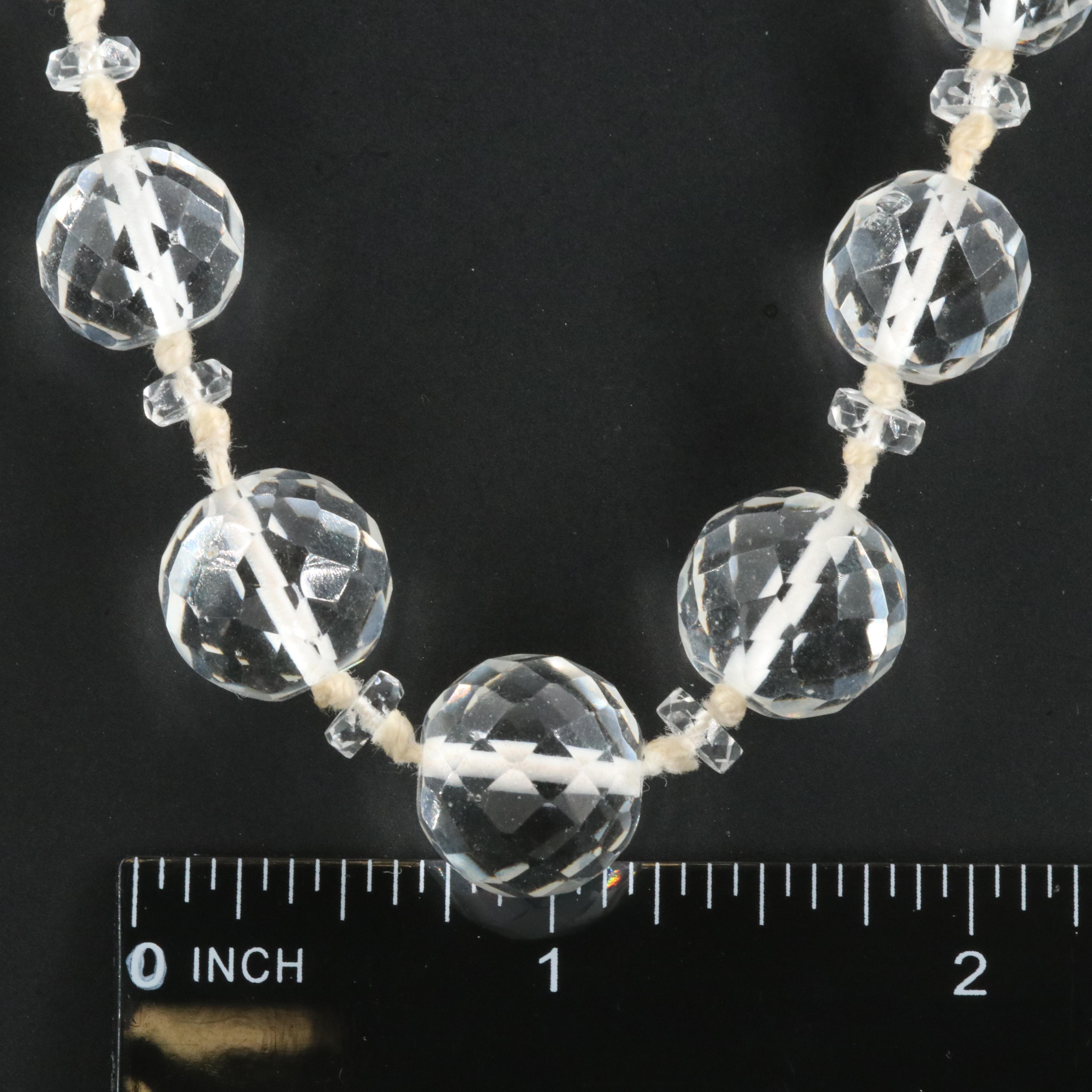 Vintage Graduated Glass Crystal Necklace