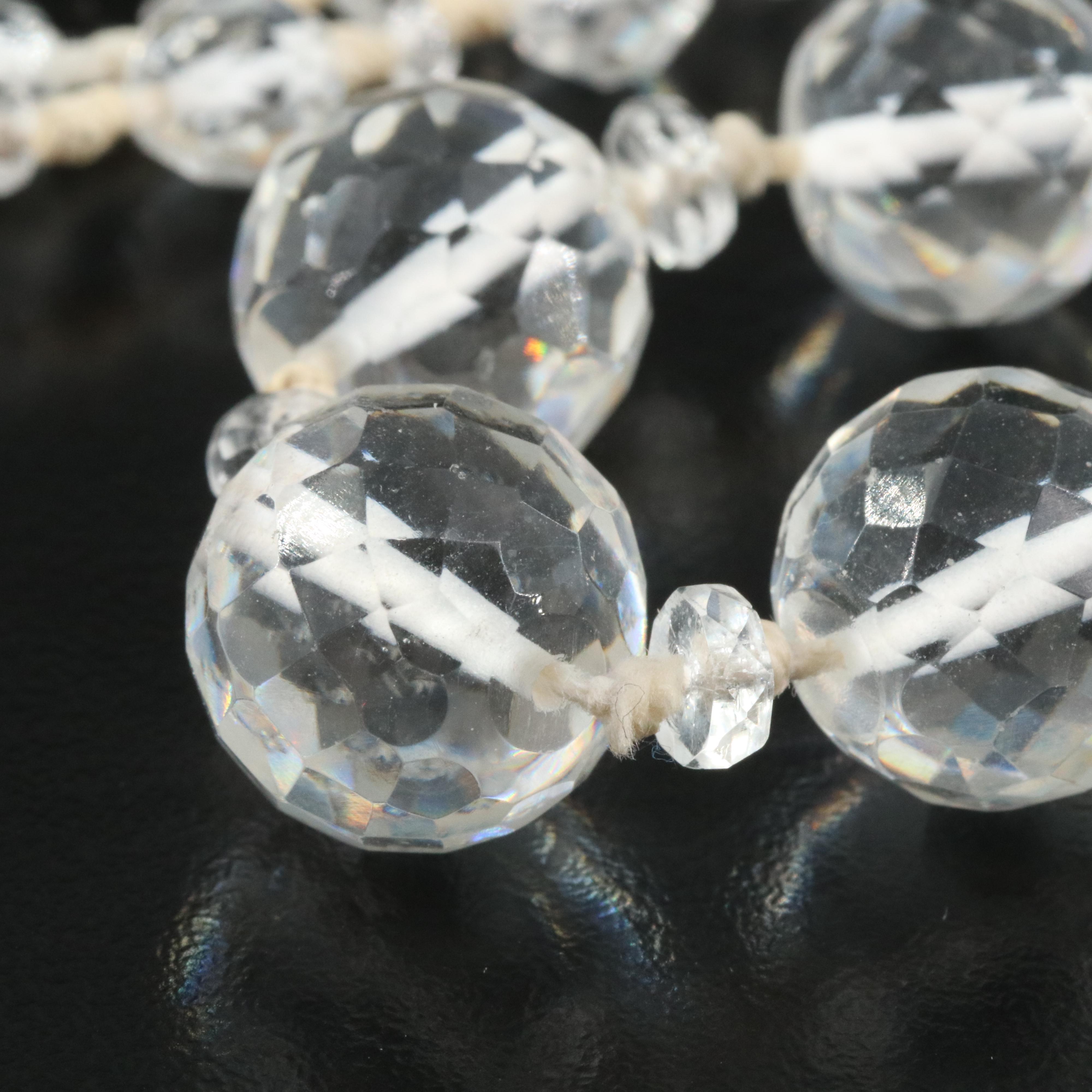 Vintage Graduated Glass Crystal Necklace