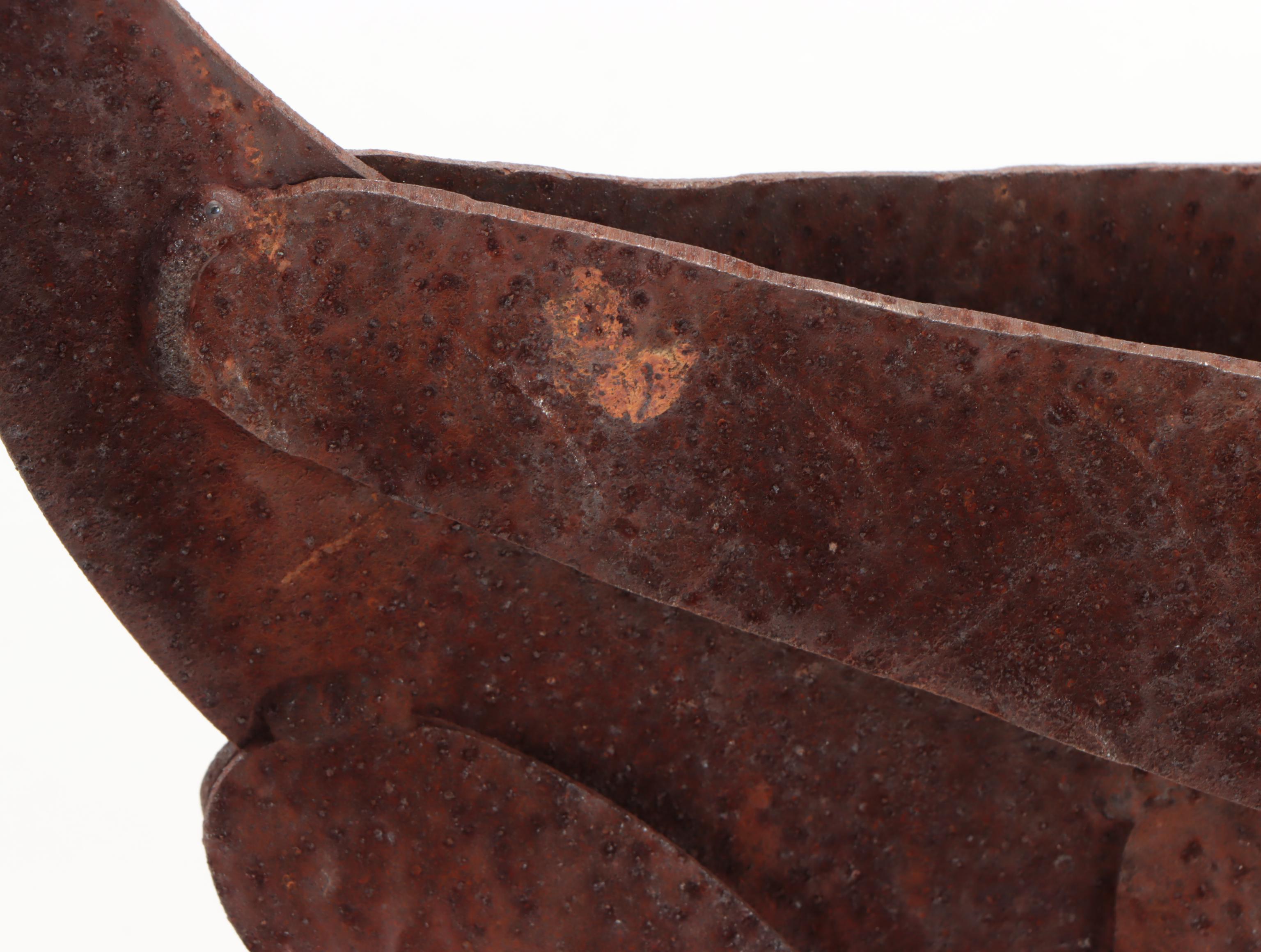 Metal Praying Mantis Garden Statue