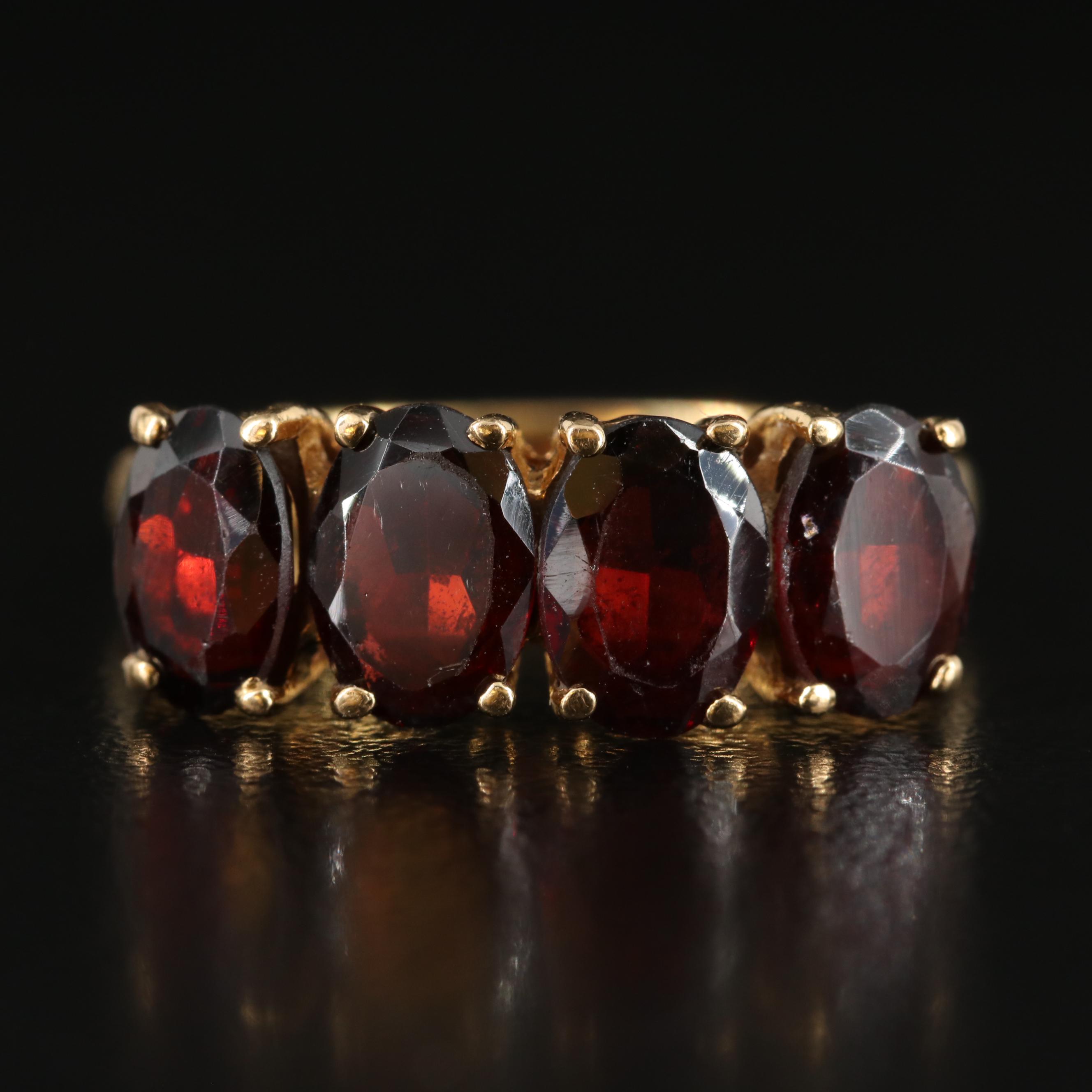 18K Garnet Ring