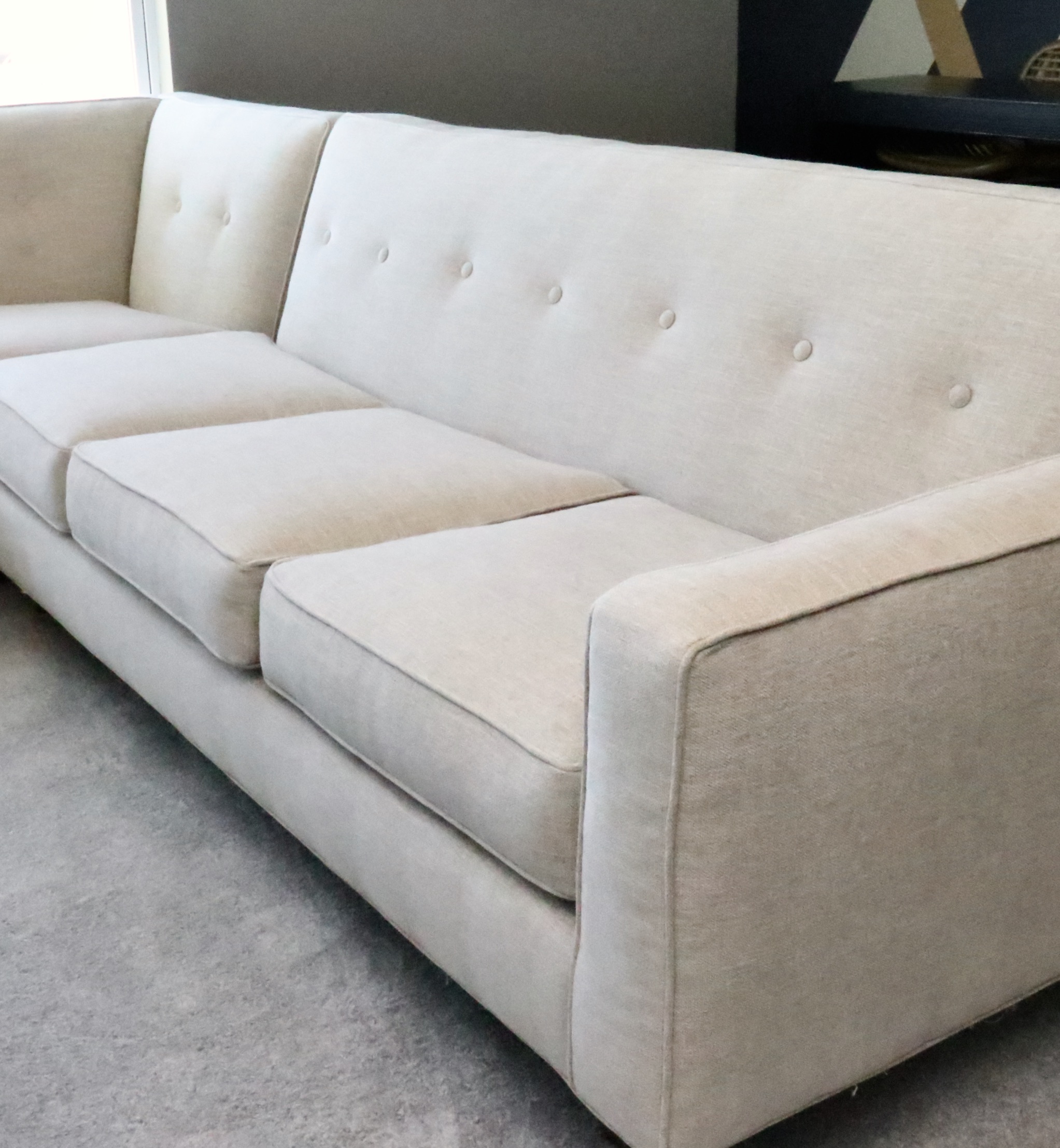 Rowe Furniture "Dorset" Three-Piece Sectional Sofa with Accent Pillows