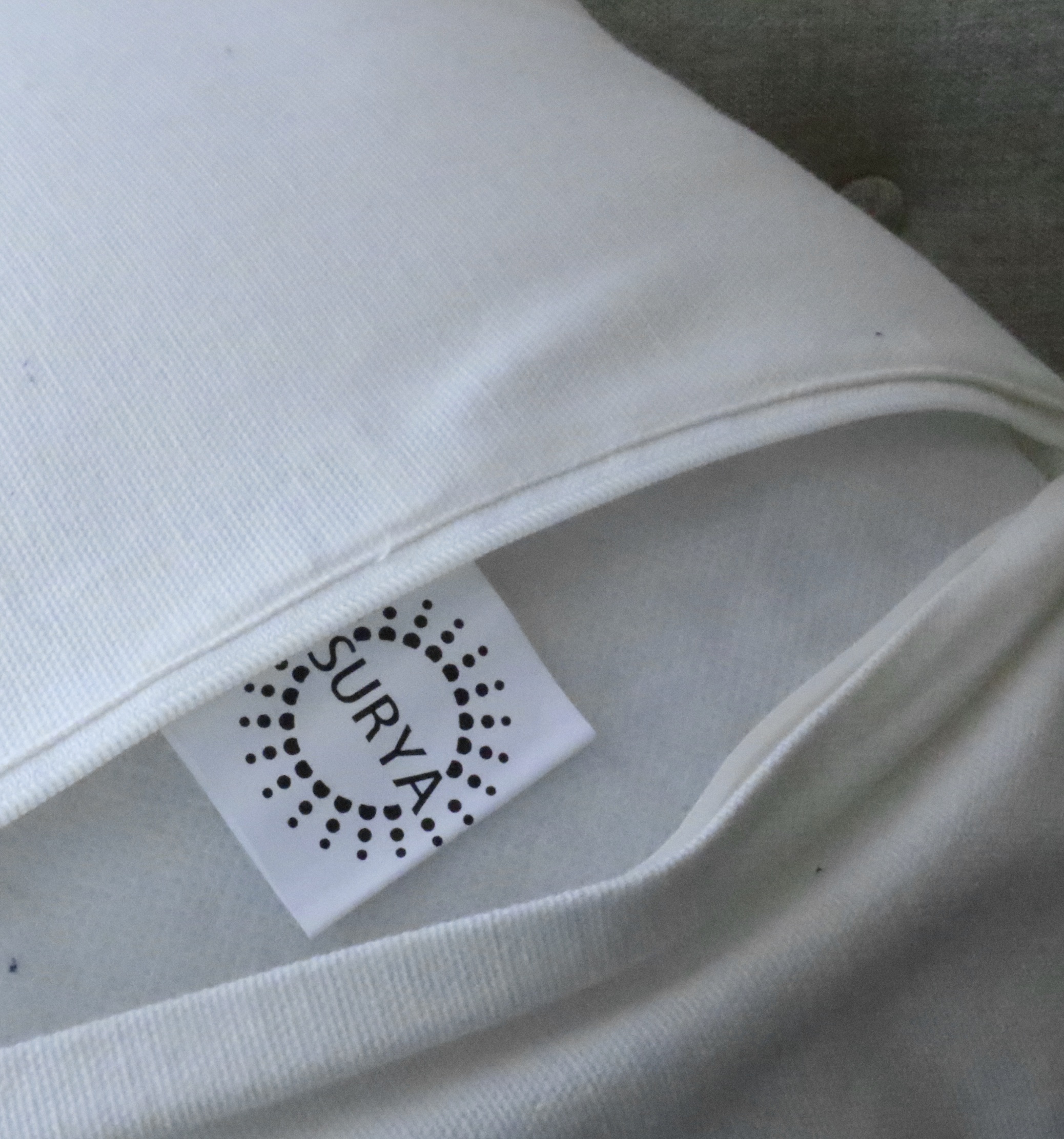 Rowe Furniture "Dorset" Three-Piece Sectional Sofa with Accent Pillows