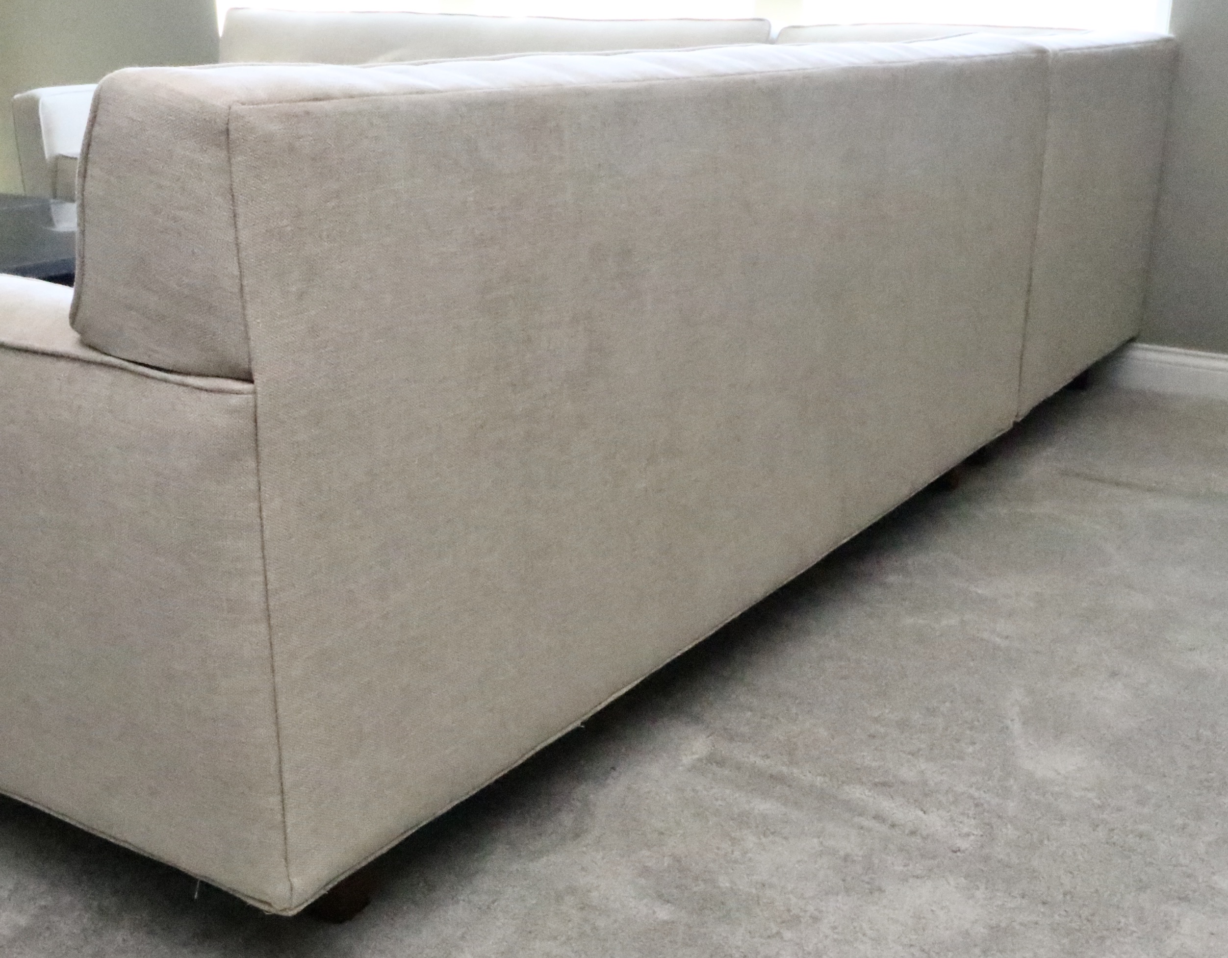 Rowe Furniture "Dorset" Three-Piece Sectional Sofa with Accent Pillows