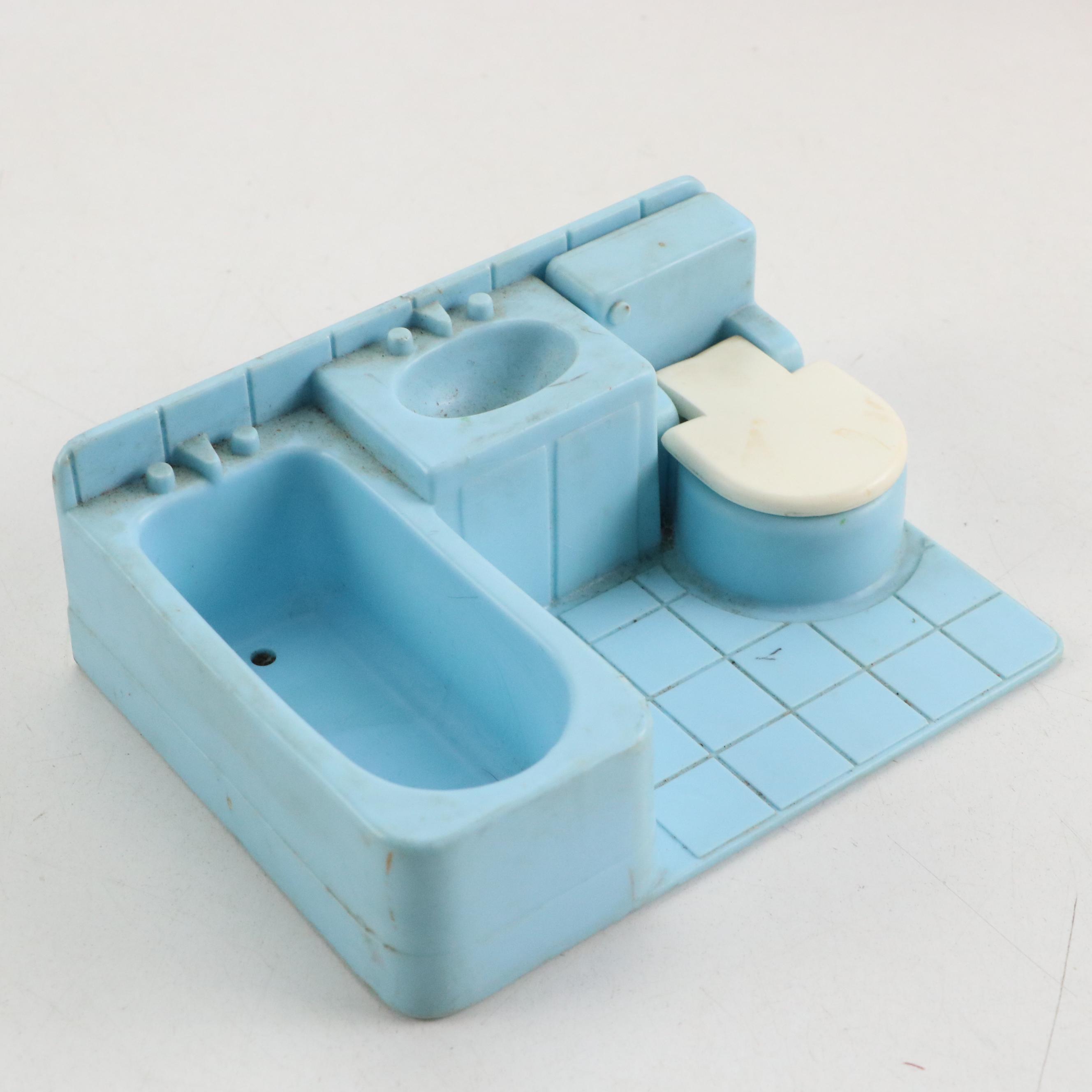 Fisher Price Little People with Weebles and Other Accessories