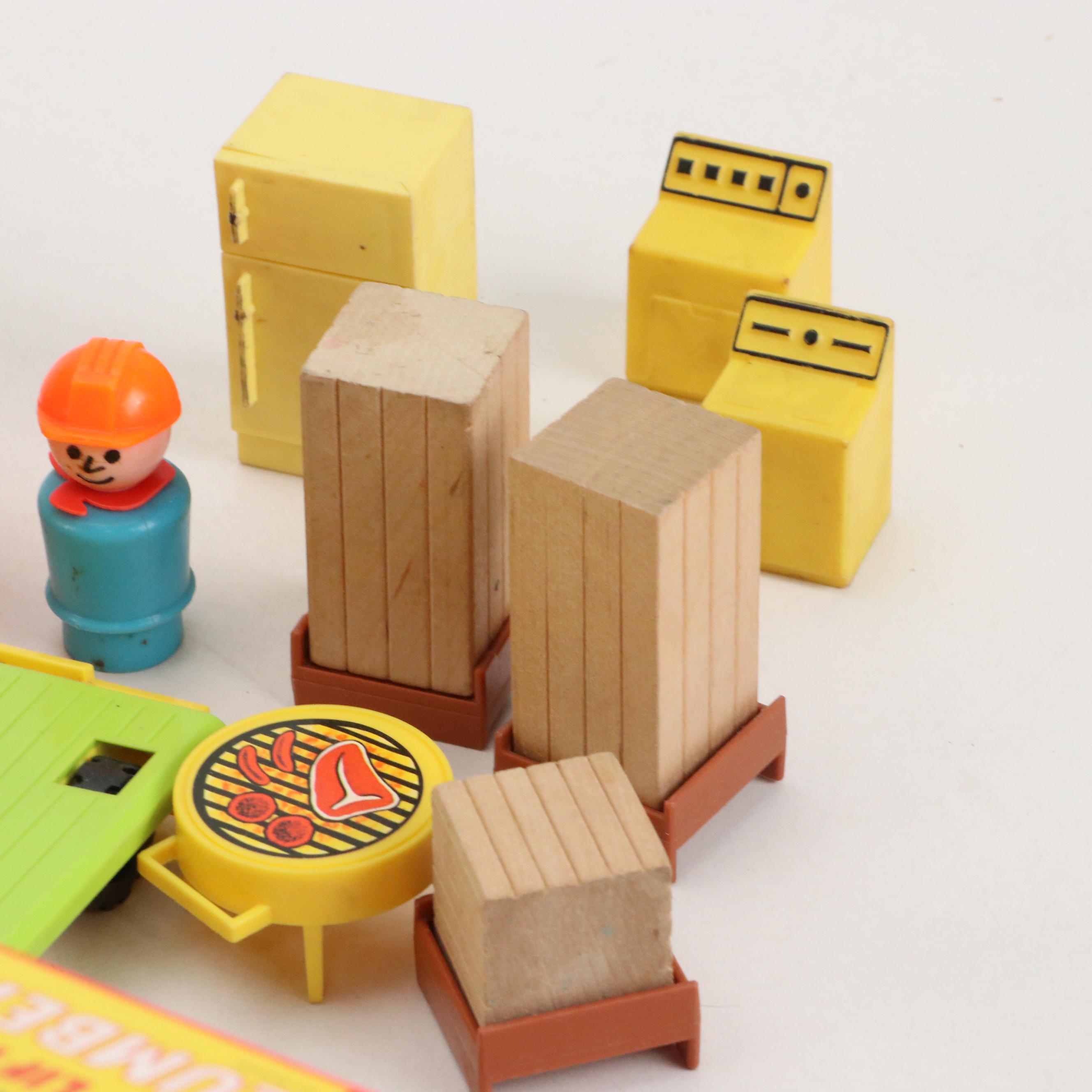 Fisher Price Little People with Weebles and Other Accessories