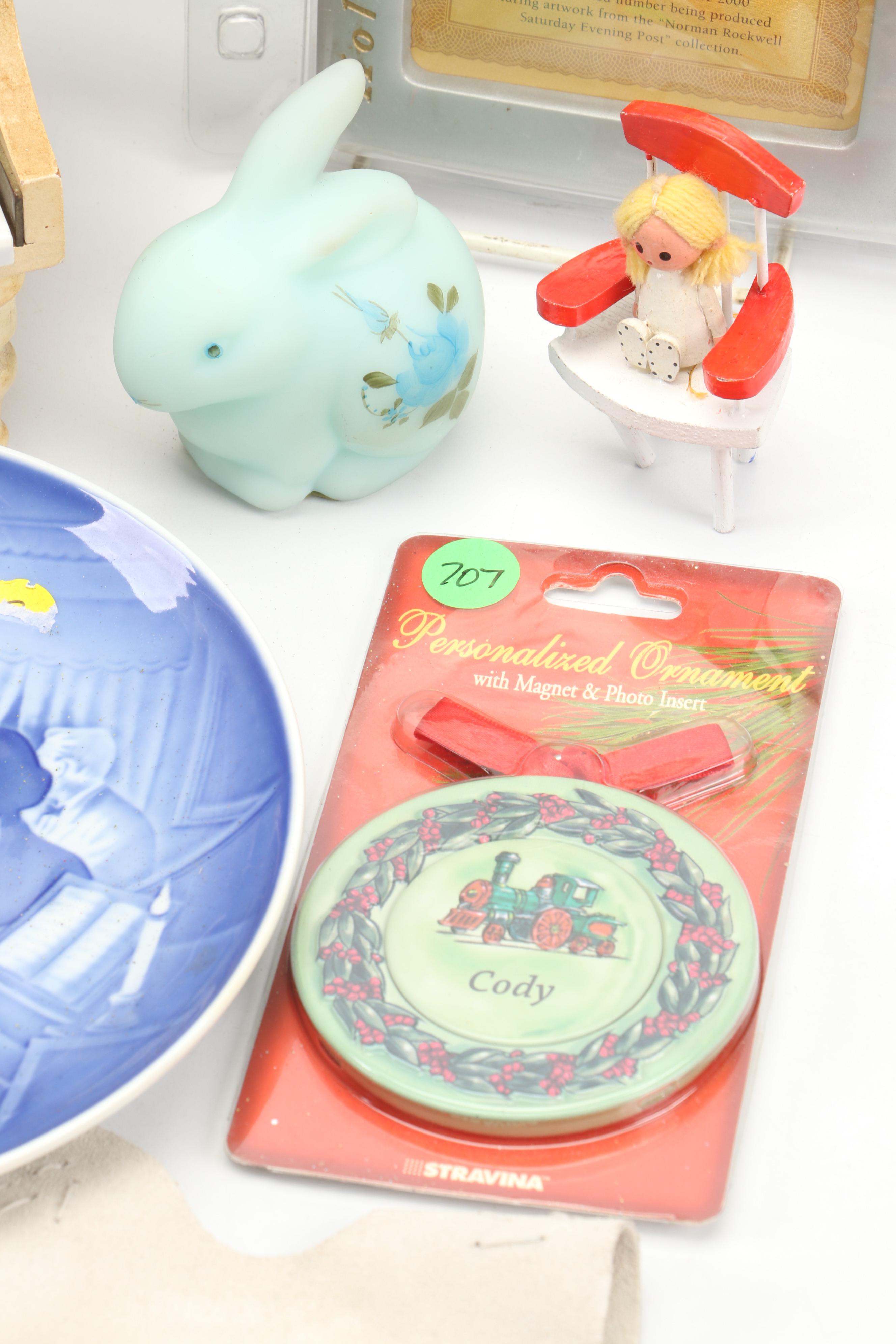 Wood Wall Mounted Dollhouse with Doll Furniture, Ornaments, and Other Décor