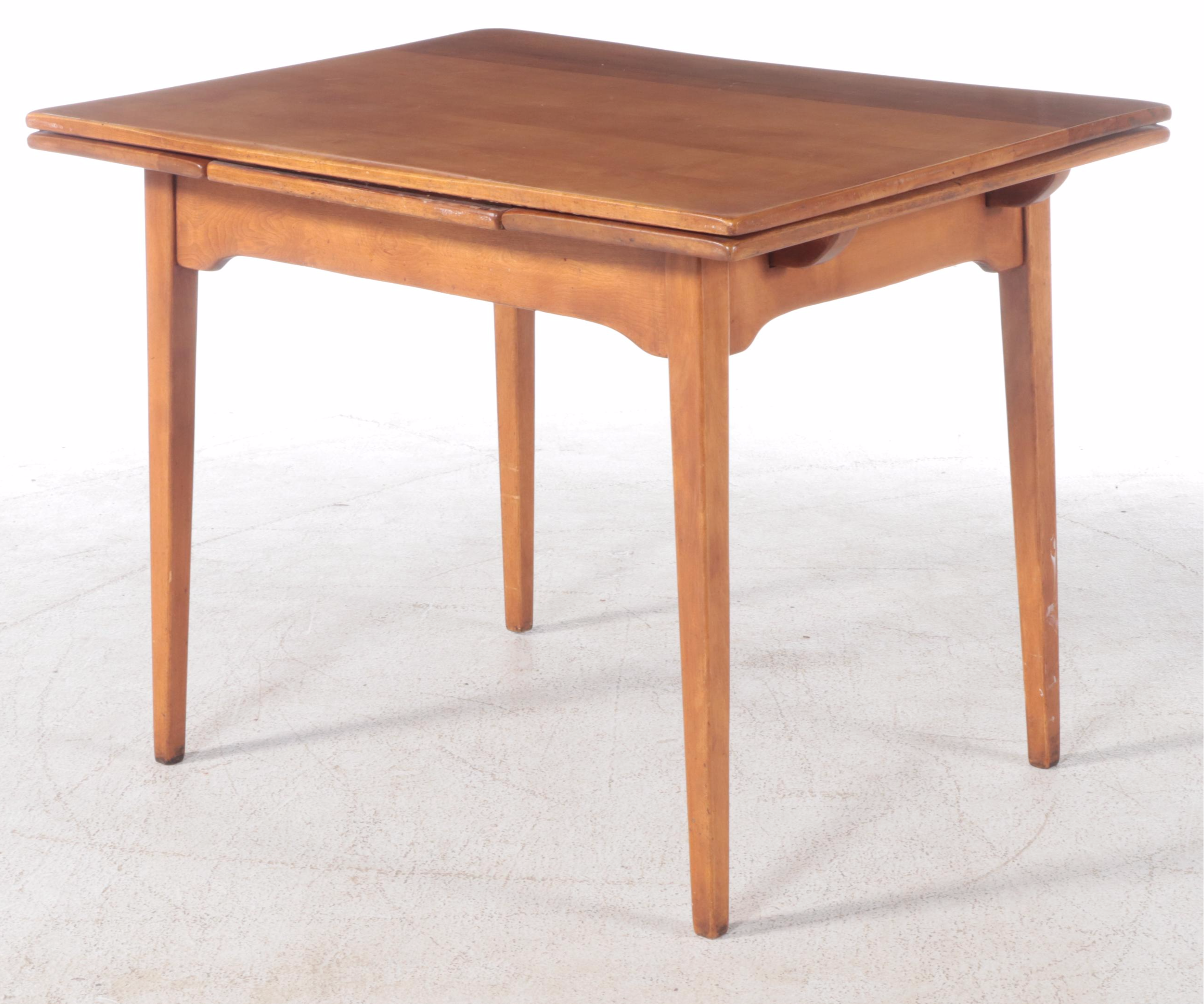 American Colonial Style Maple Draw-Leaf Dining Table, Mid-20th Century