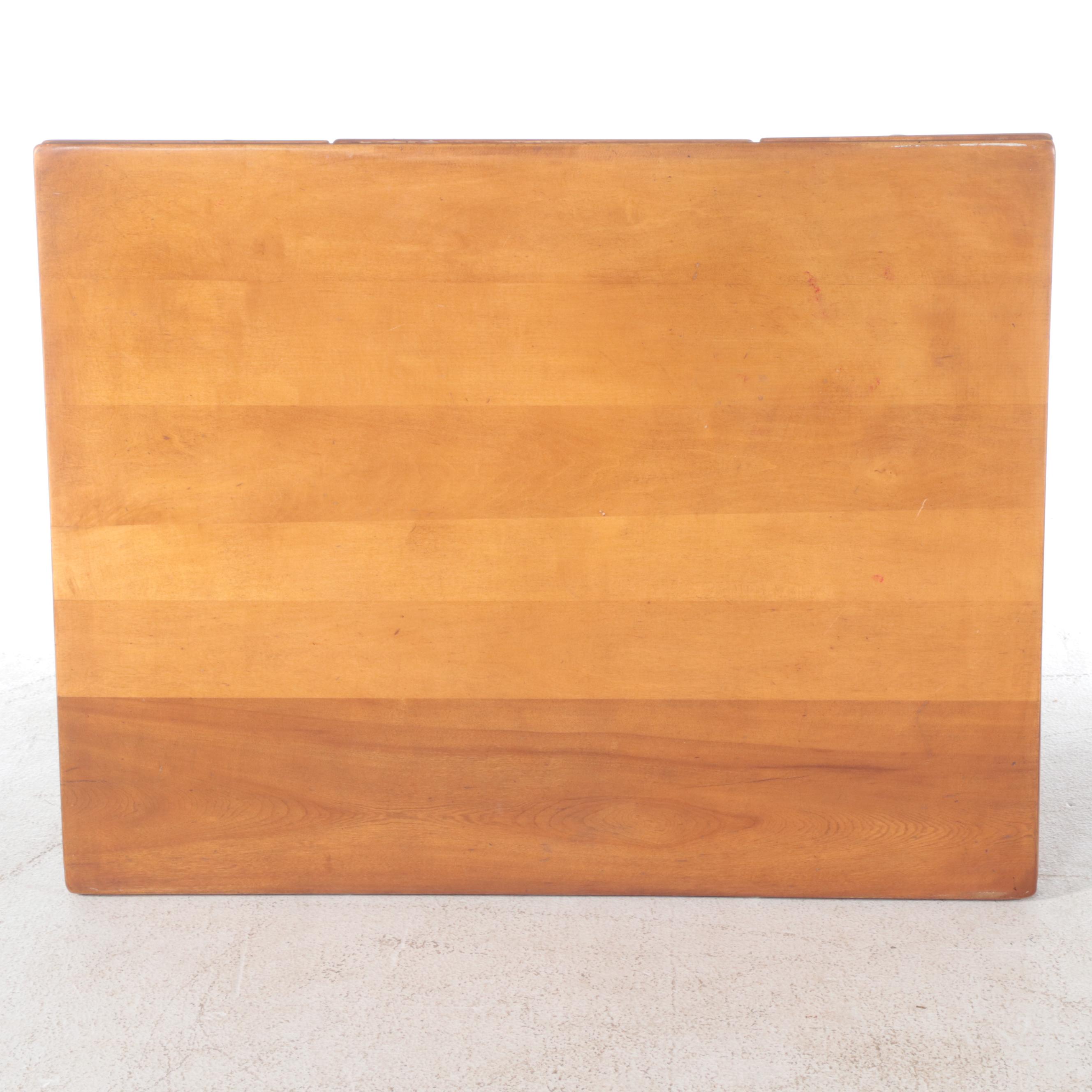 American Colonial Style Maple Draw-Leaf Dining Table, Mid-20th Century