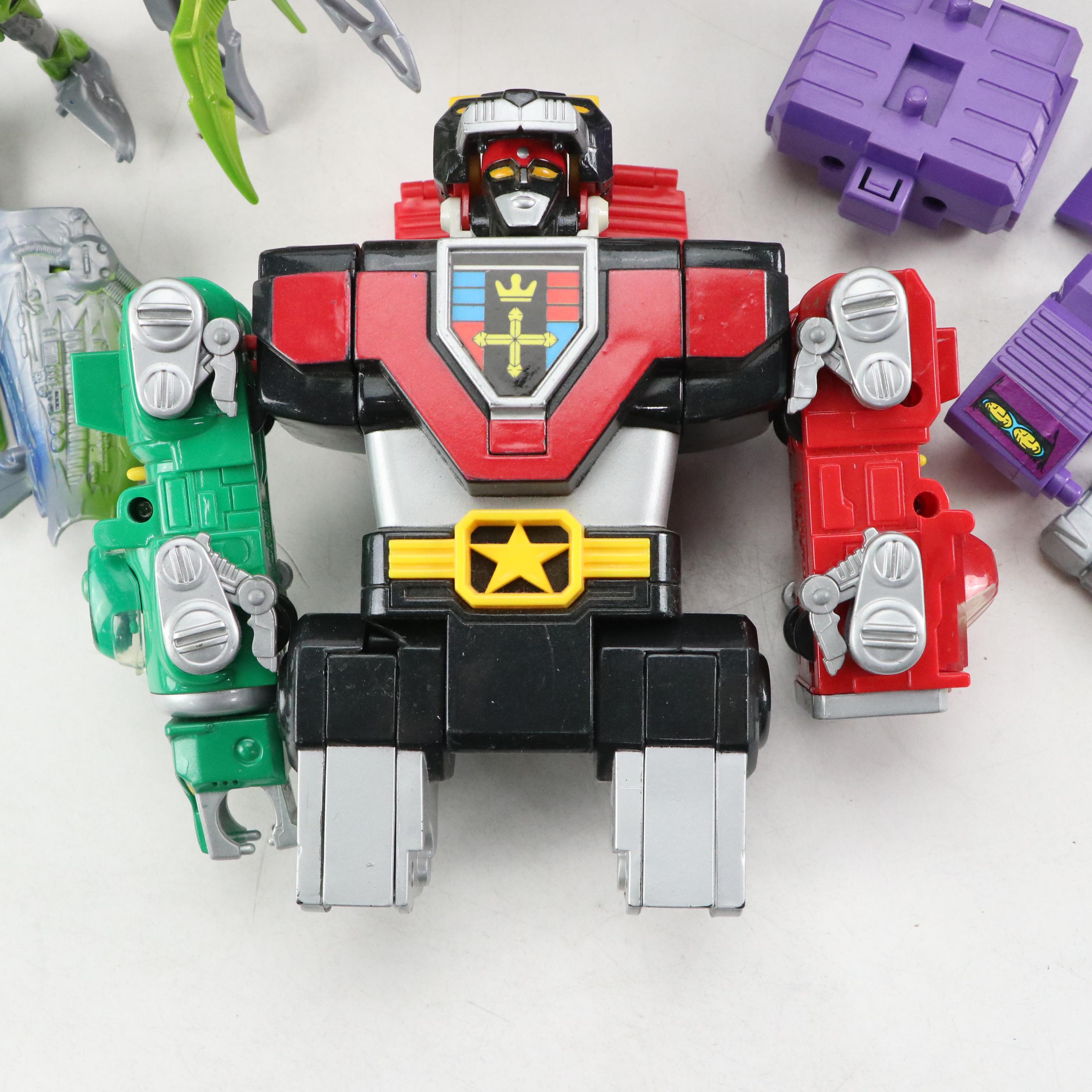 Hasbro "Transformers" Trypticon, Metroplex, and More Action Figures