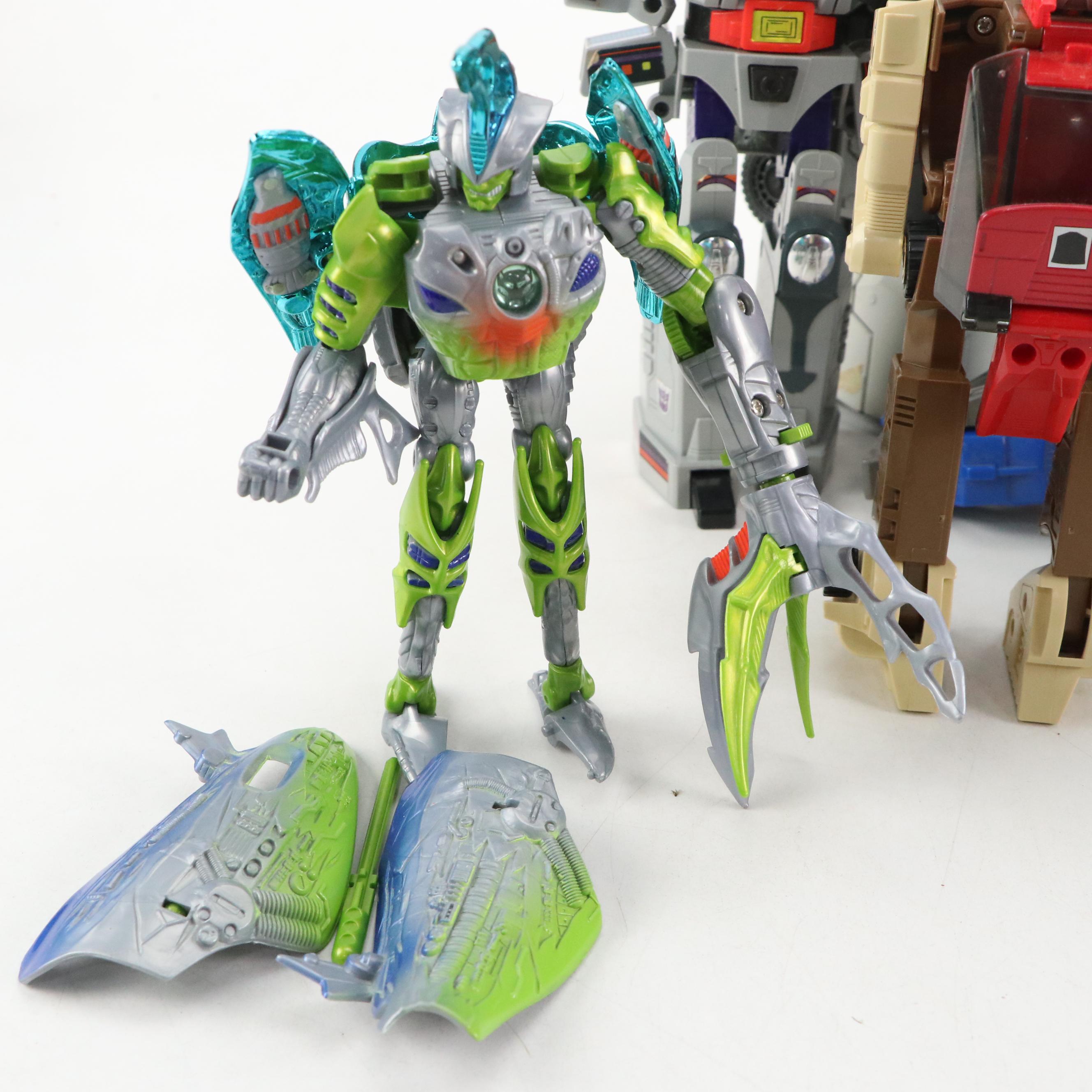Hasbro "Transformers" Trypticon, Metroplex, and More Action Figures