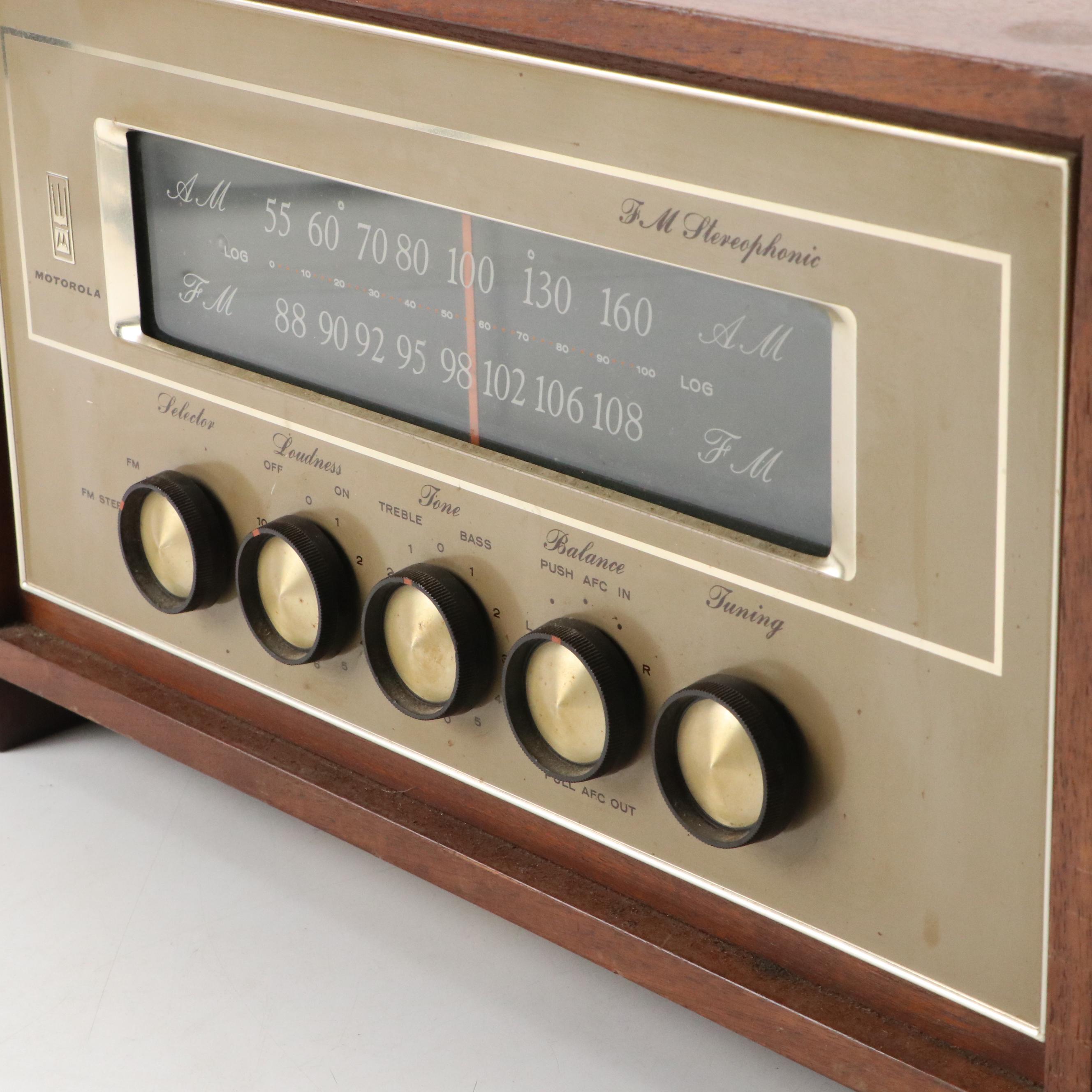 Motorola FM Stereophonic Radio B100W with Detachable Speakers, Mid-20th C.