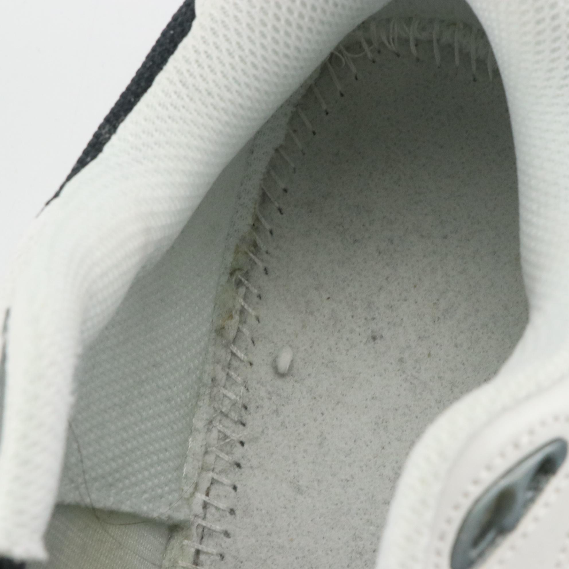 Vionic 23Walk White and Navy Sneakers, NIB